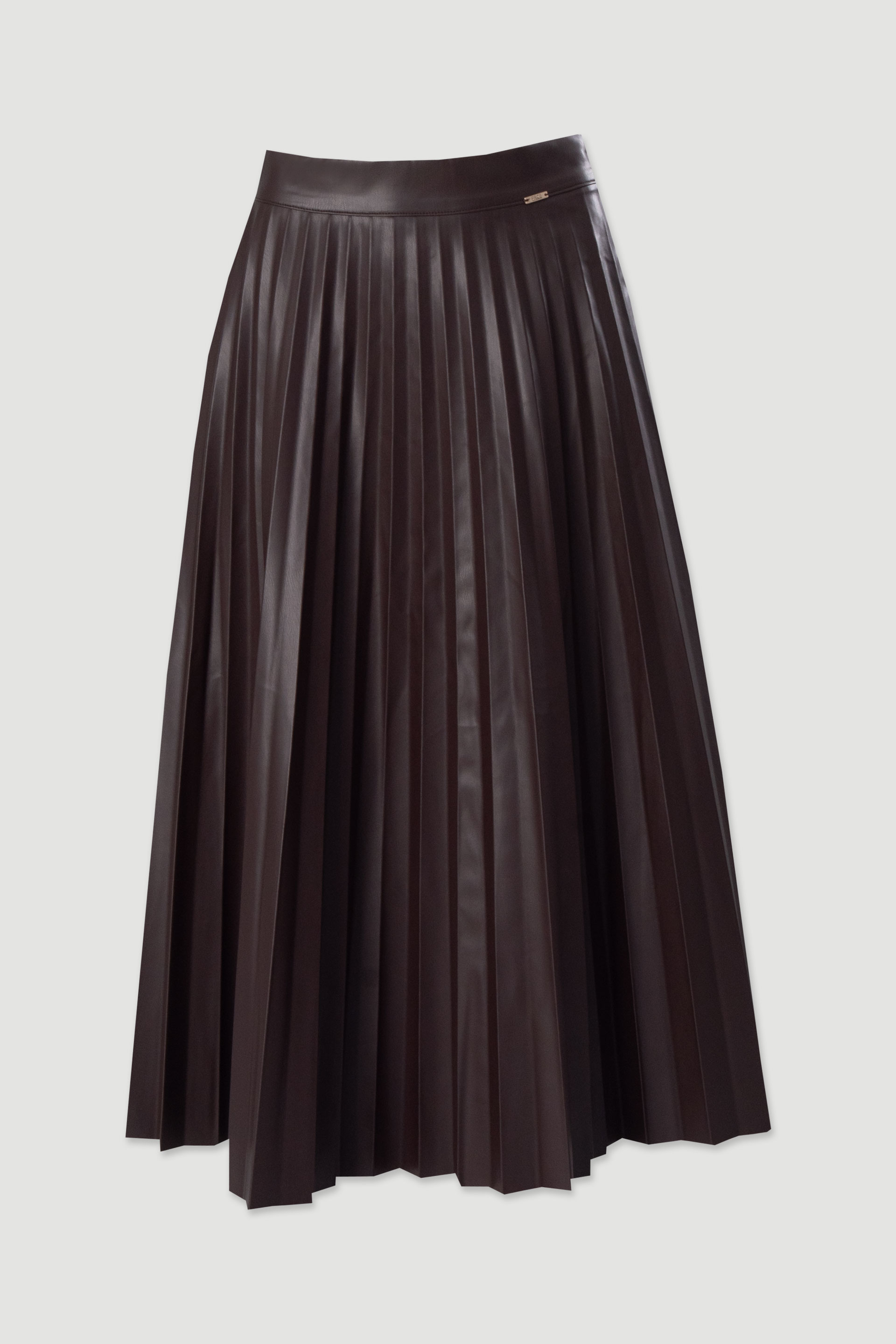 Saia midi em napa plissada