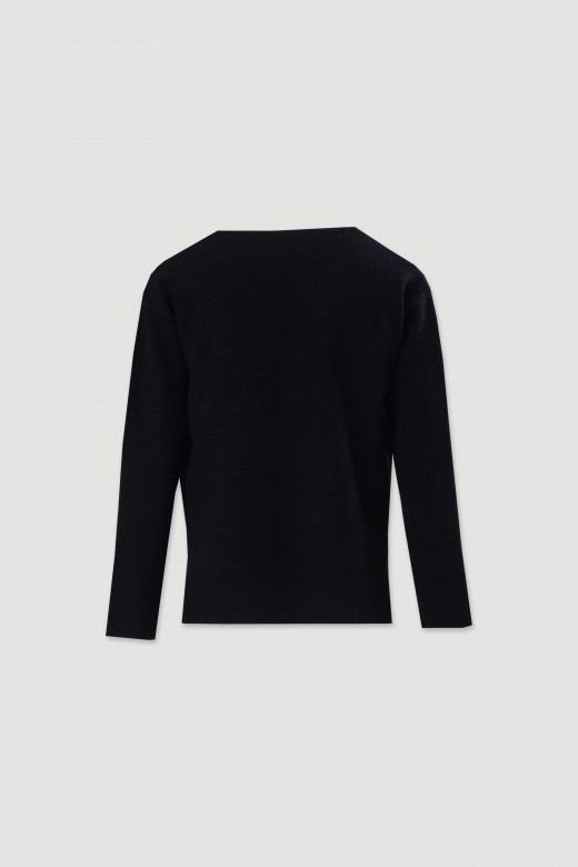 Knit sweater with v-neckline