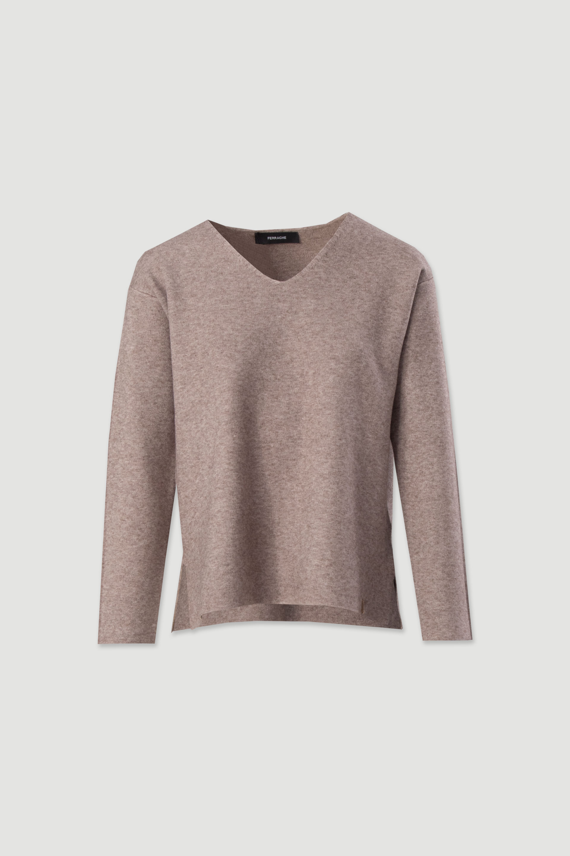 Pull en maille avec décolleté en v