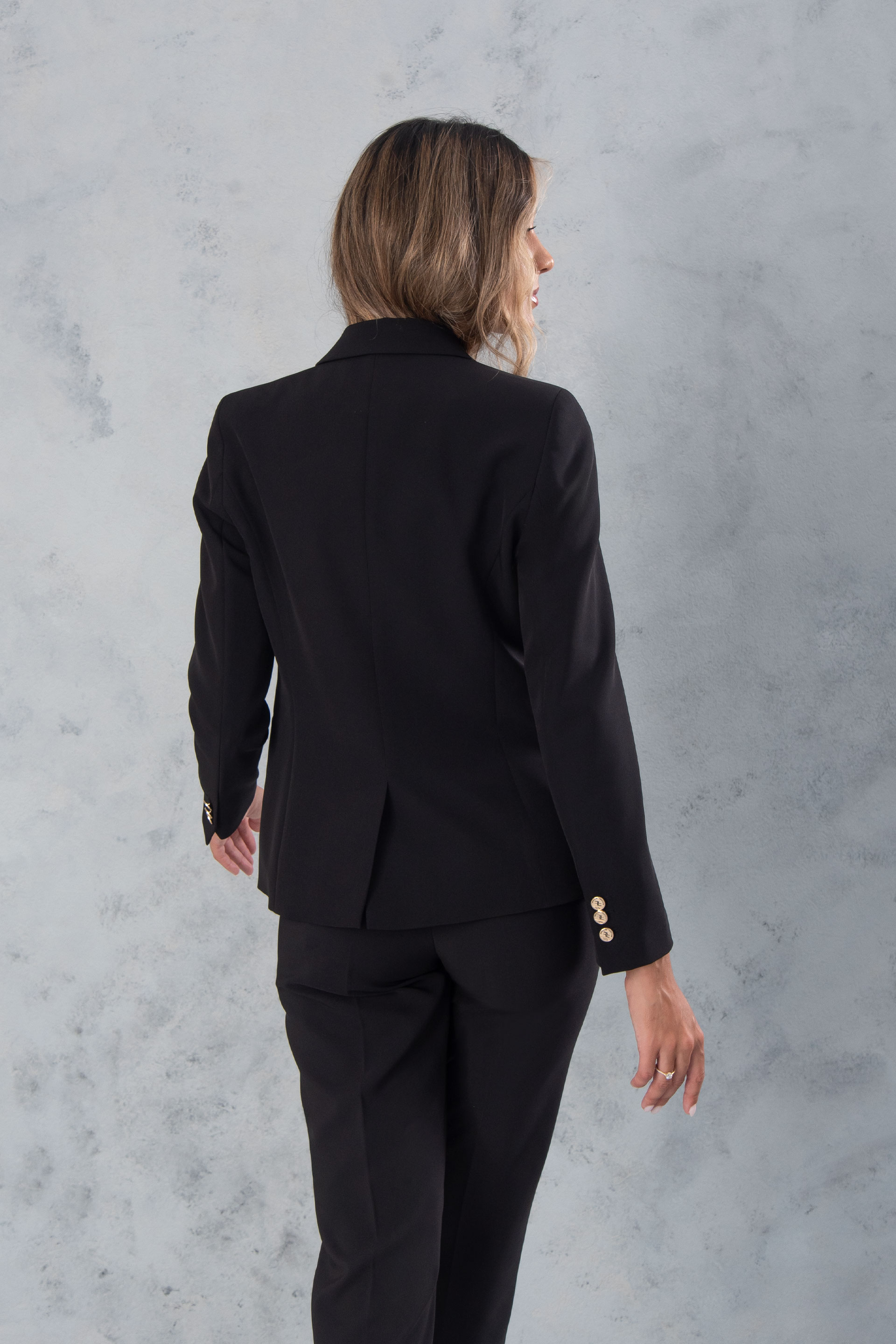 Blazer clássico de fato com botões metálicos