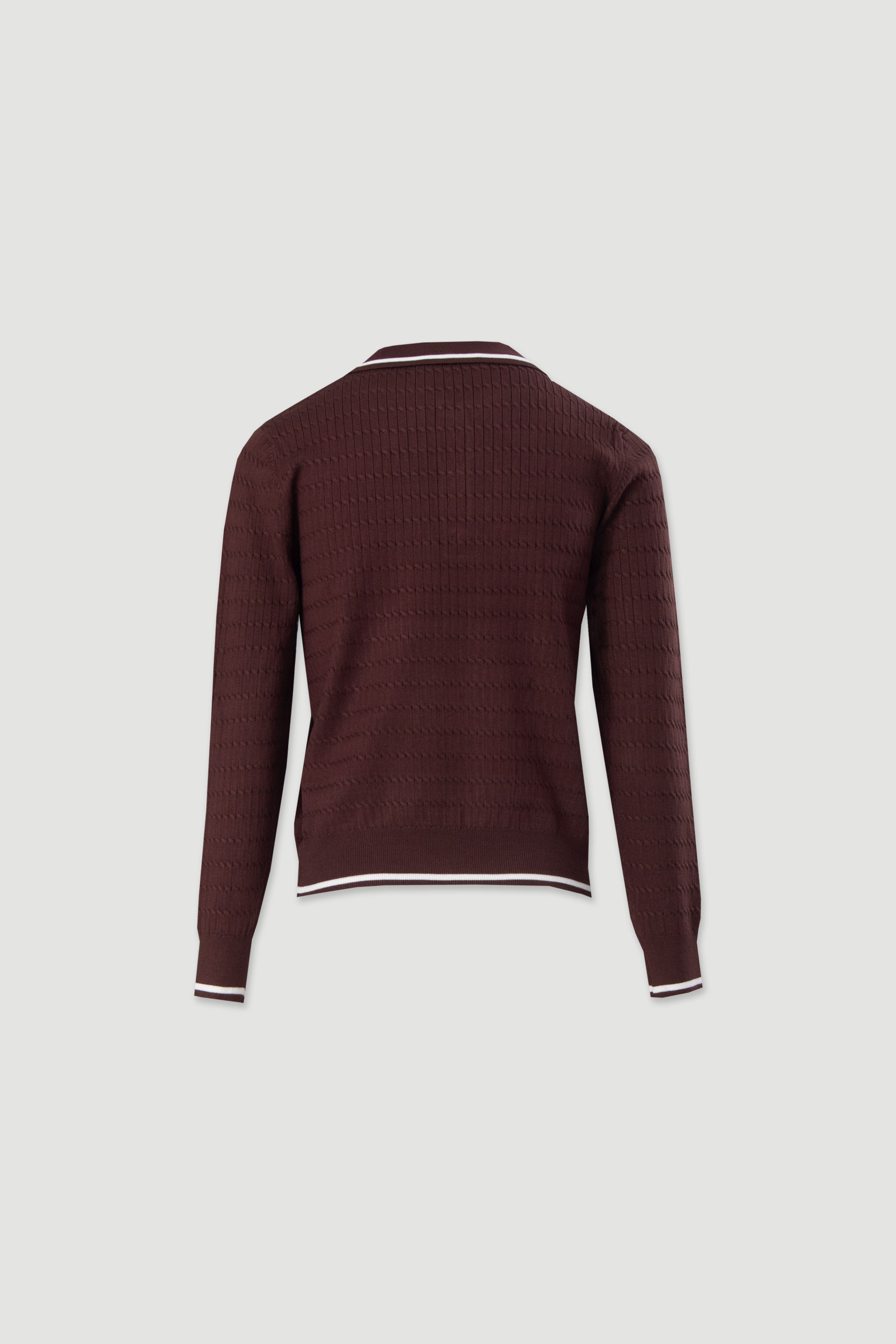 Polo de malha com detalhe de risca a contrastar