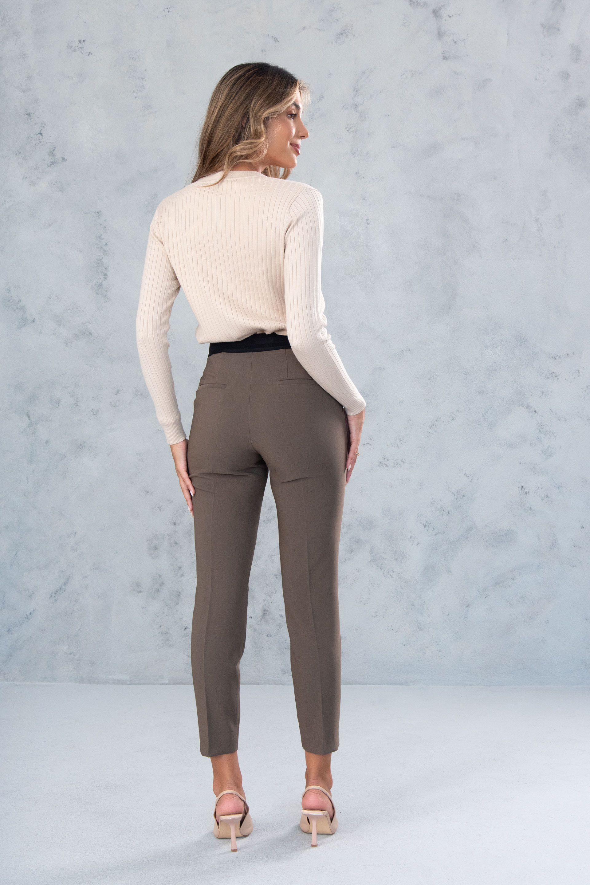 Classic high-waisted trousers with elastic belt detail