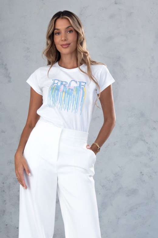 Basic cotton blend t-shirt with embroidered detail