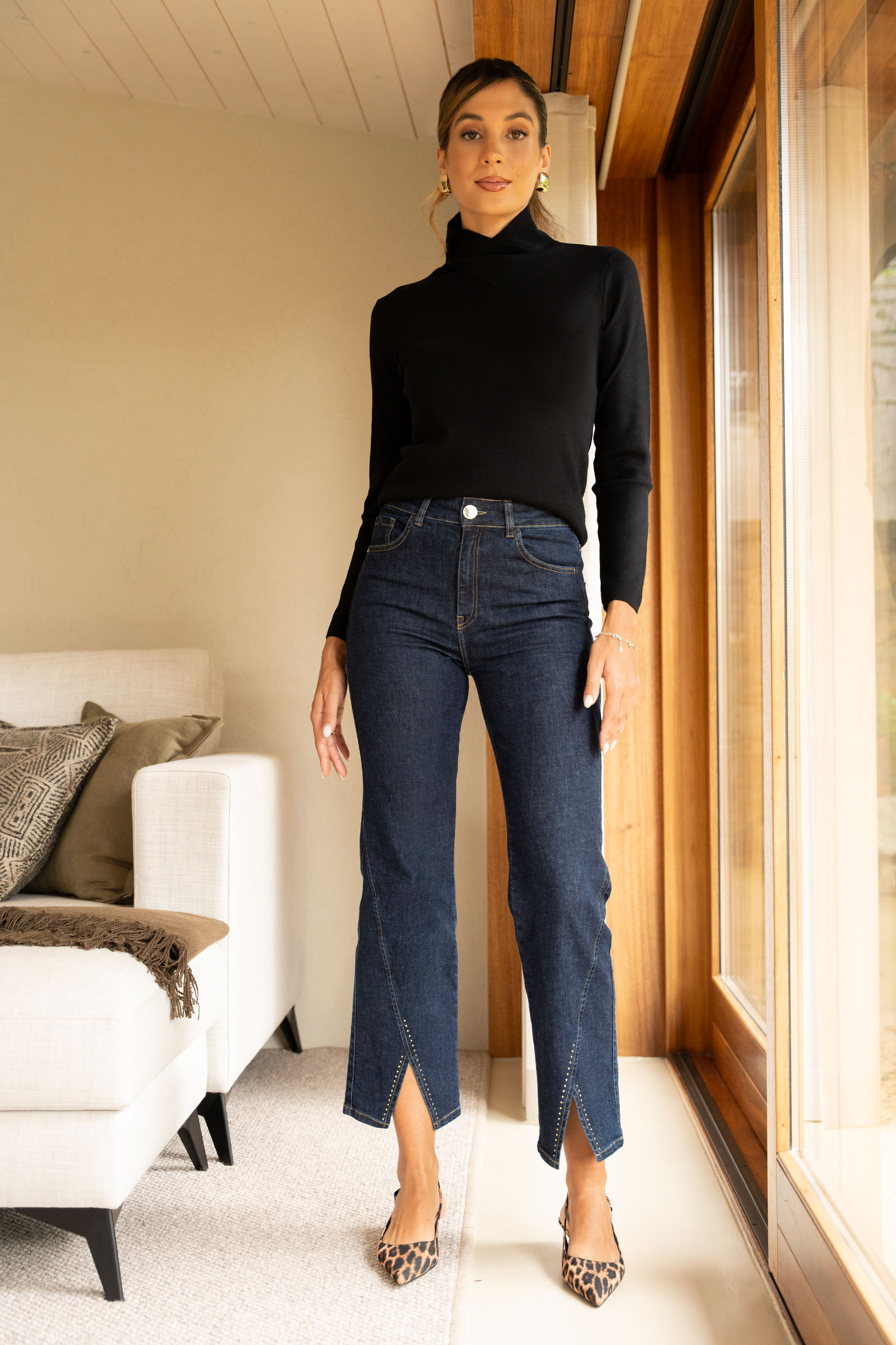 Jeans de algodón con abertura en la pernera