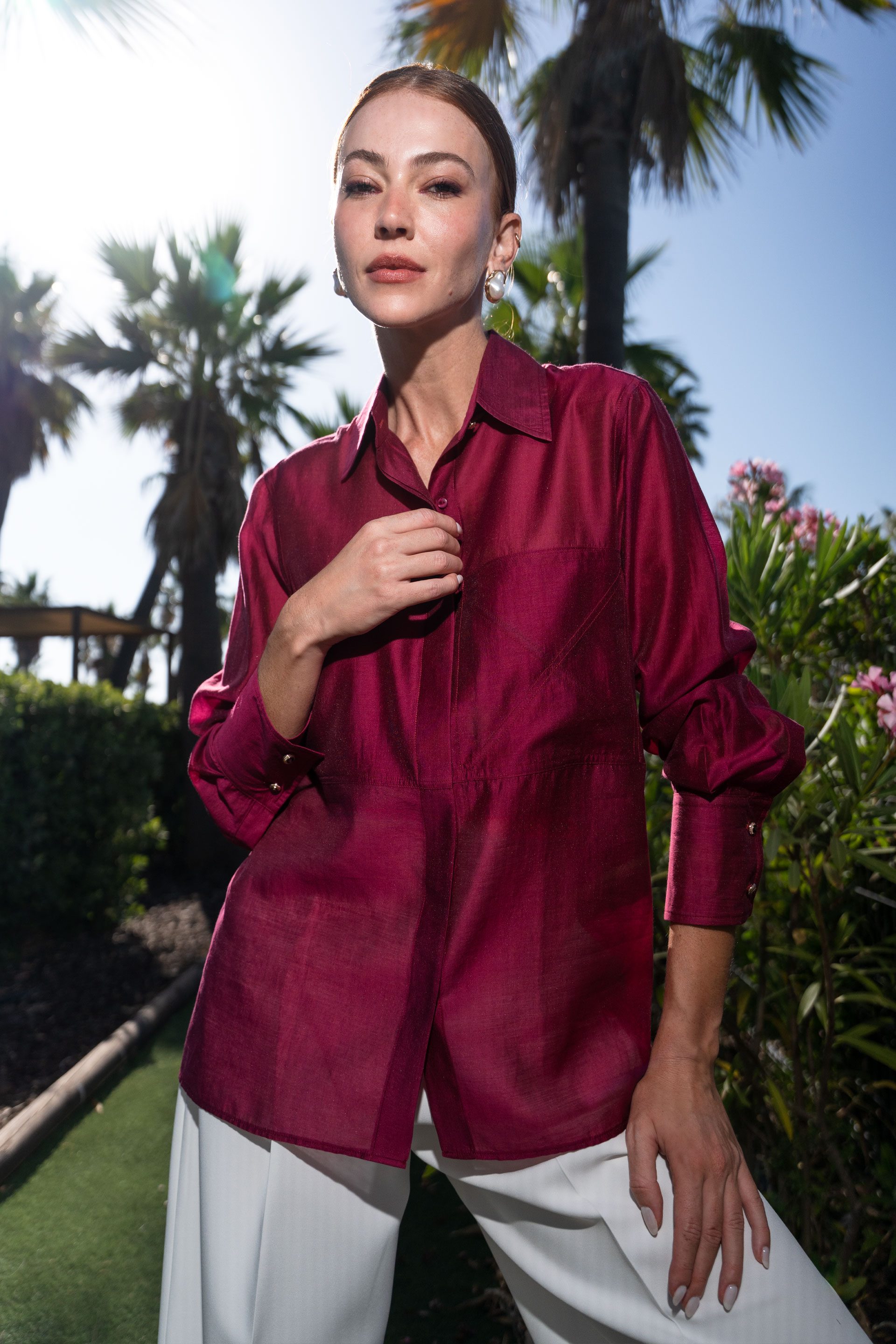 Blusa em liocel com detalhe de tecido duplo na frente