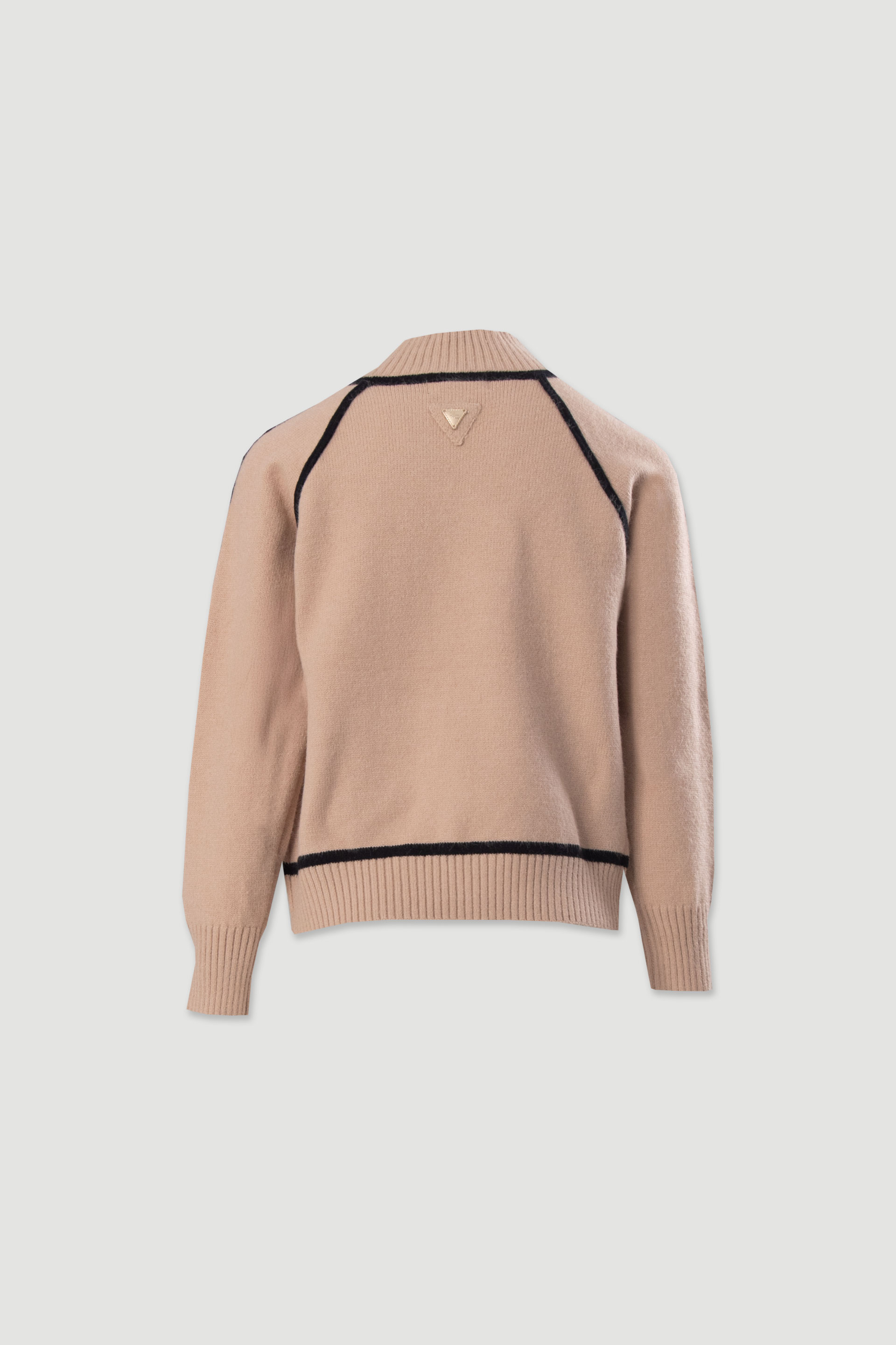 Camisola de malha com gola subida e contraste