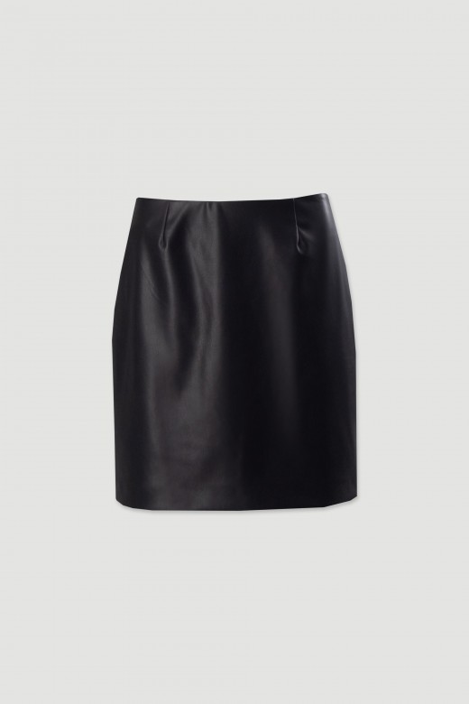 Jupe courte en tissu effet cuir