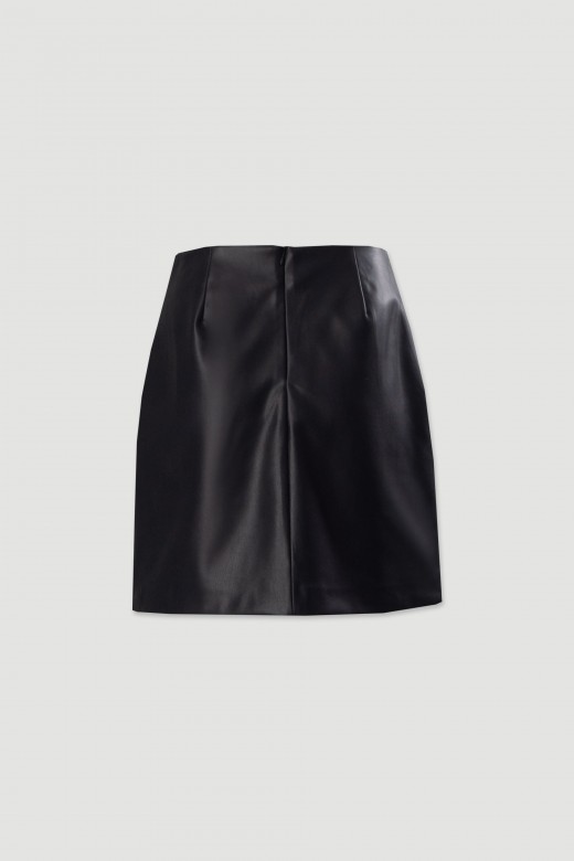 Jupe courte en tissu effet cuir