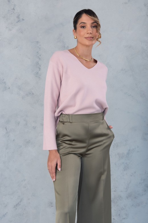 Knit sweater with v-neckline