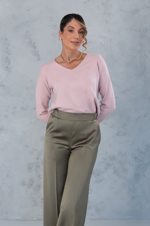 Knit sweater with v-neckline