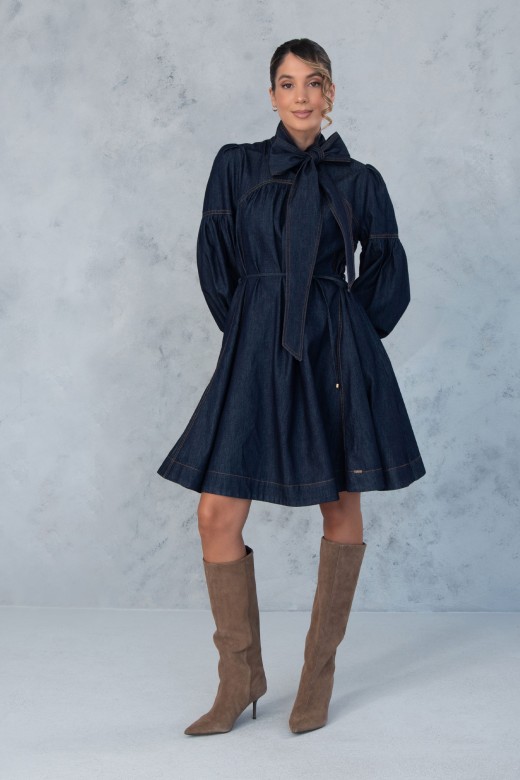Robe courte en denim de coton
