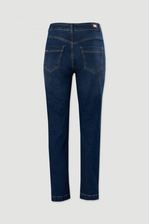 Jeans em algodo com aplicao de transfers