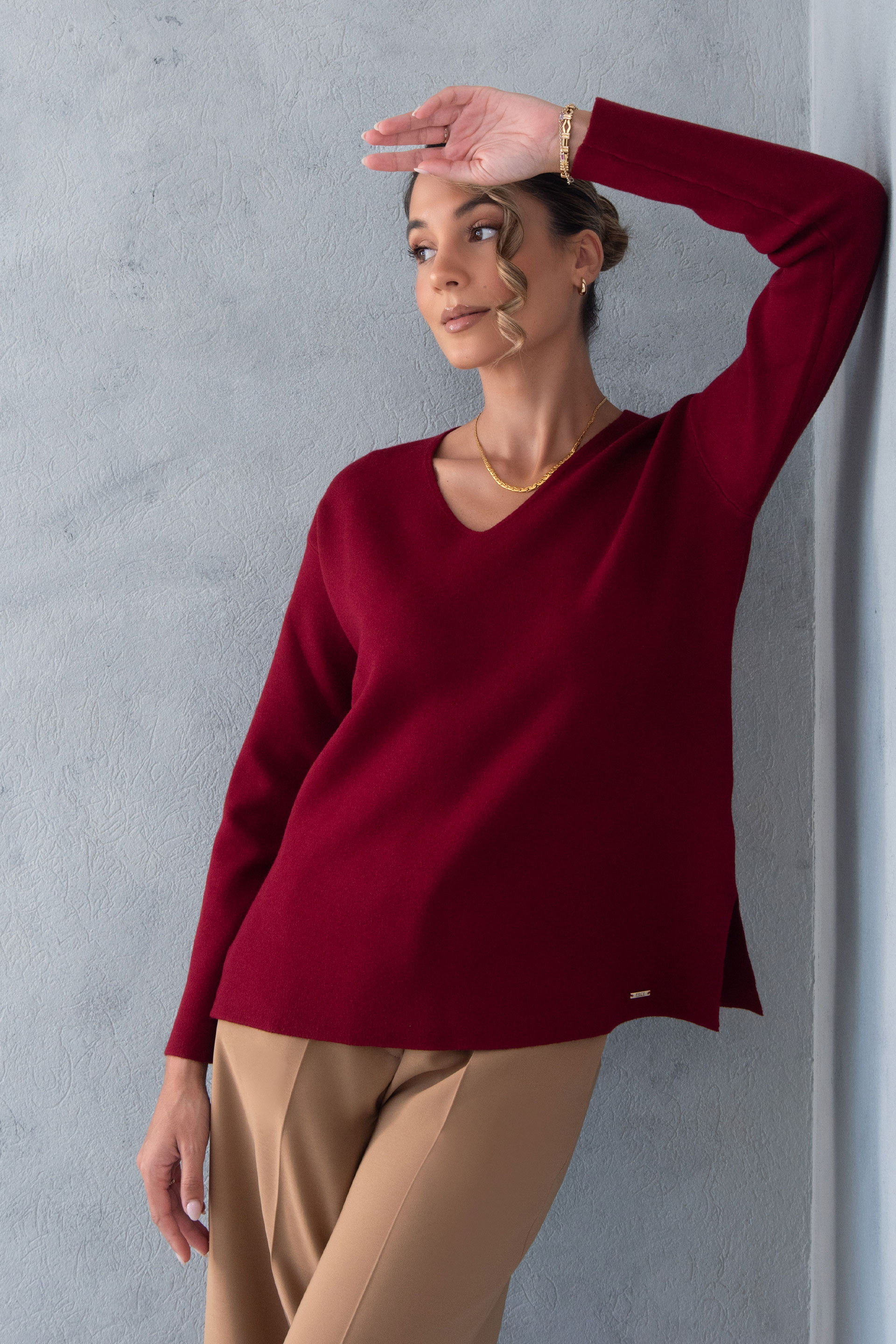 Knit sweater with v-neckline