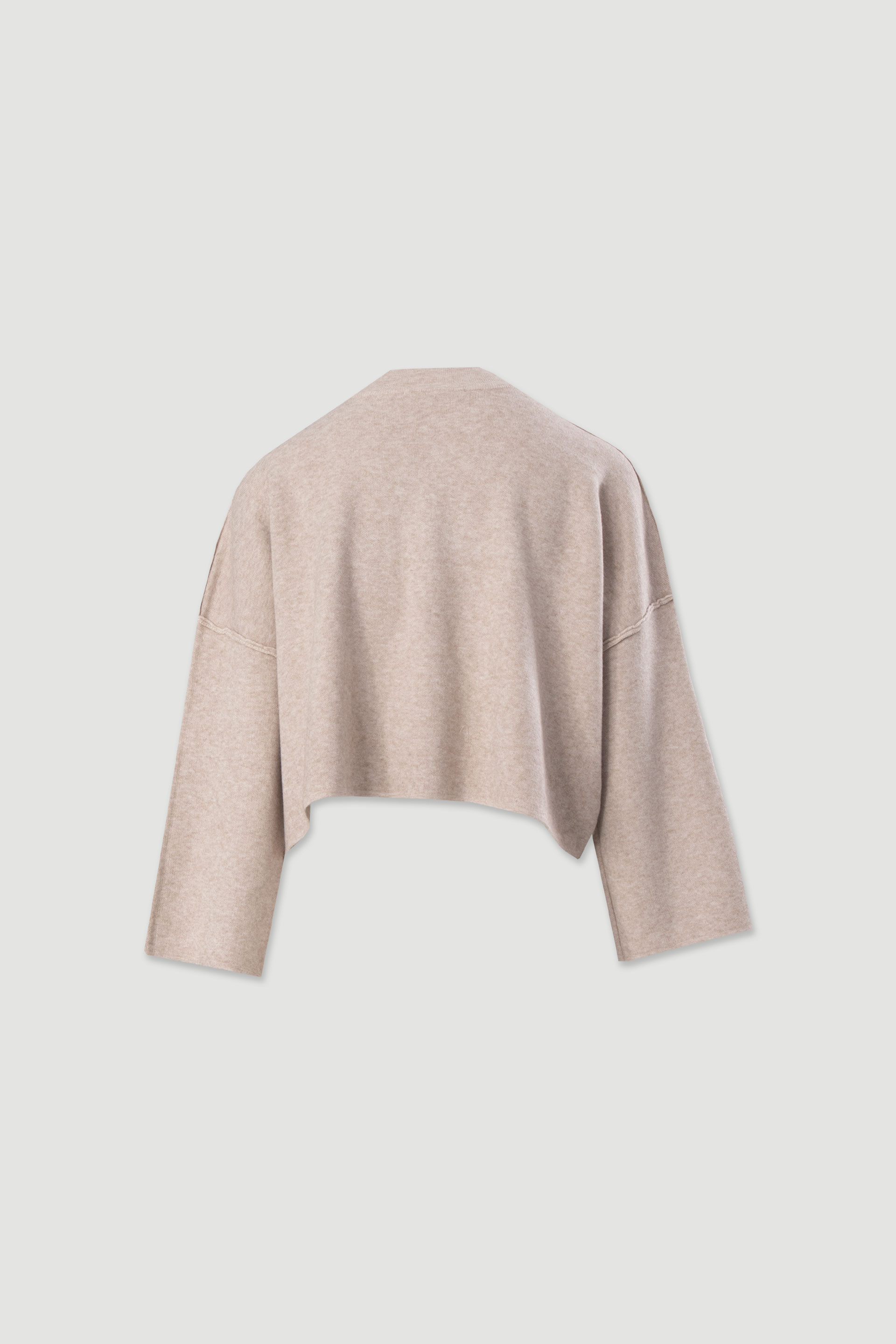 Short knit sweater with ribbed detail