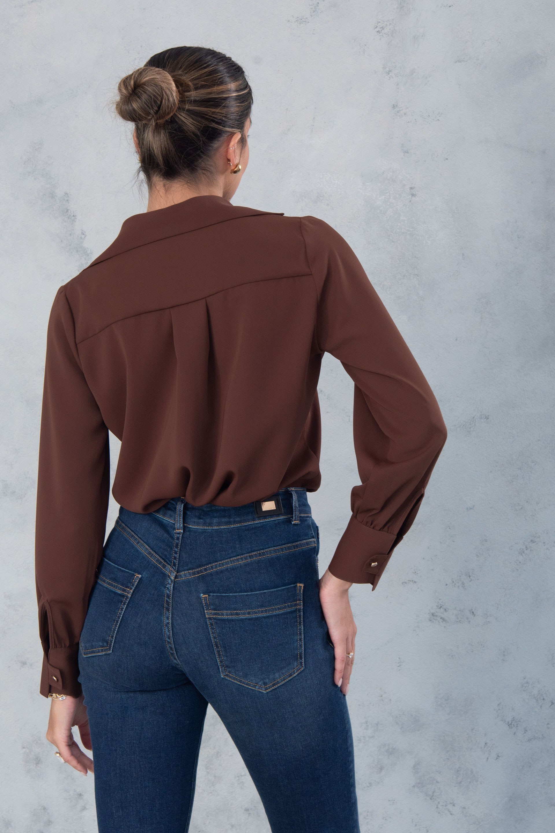 Blouse with front buttons