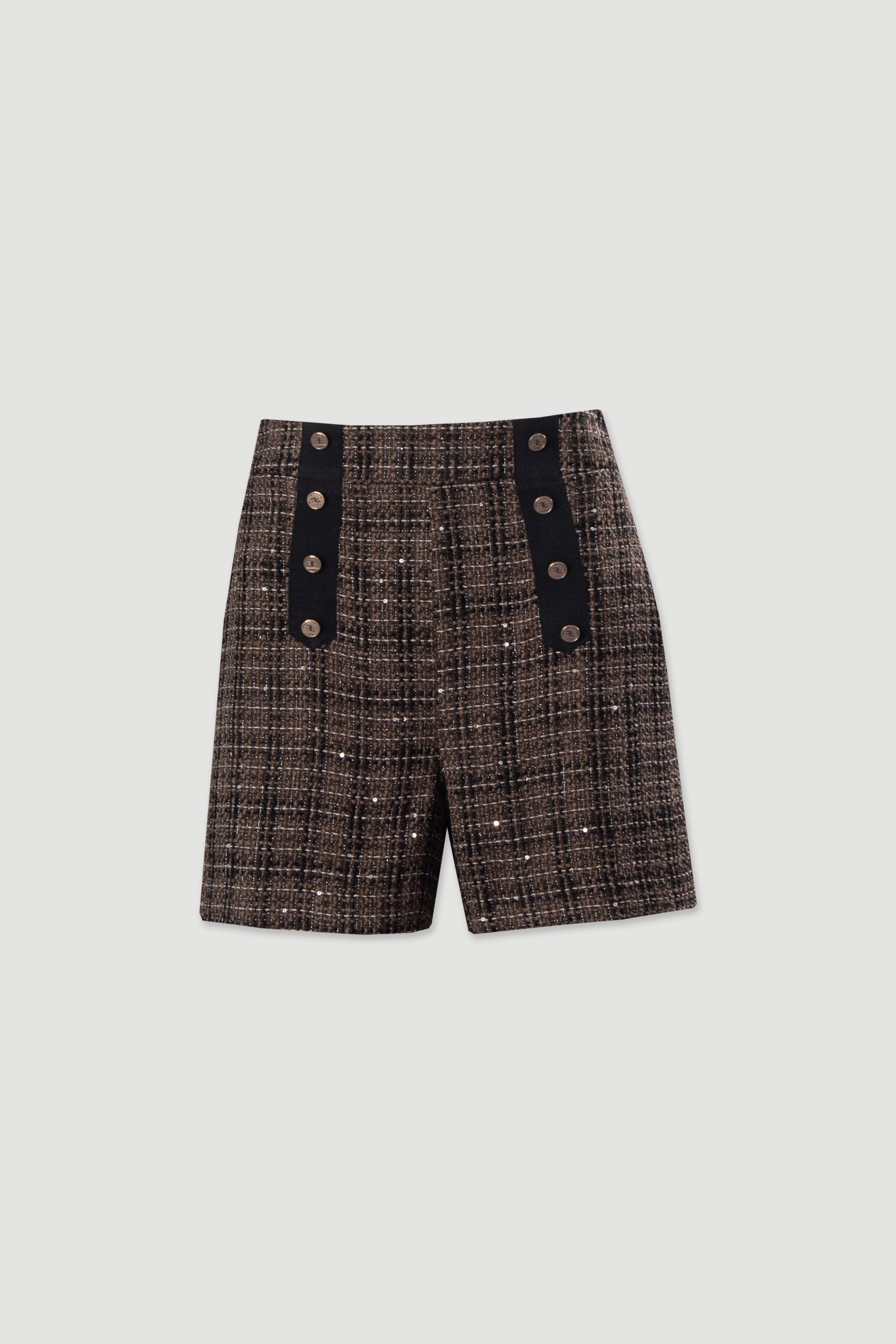 Tweed shorts with personalized buttons