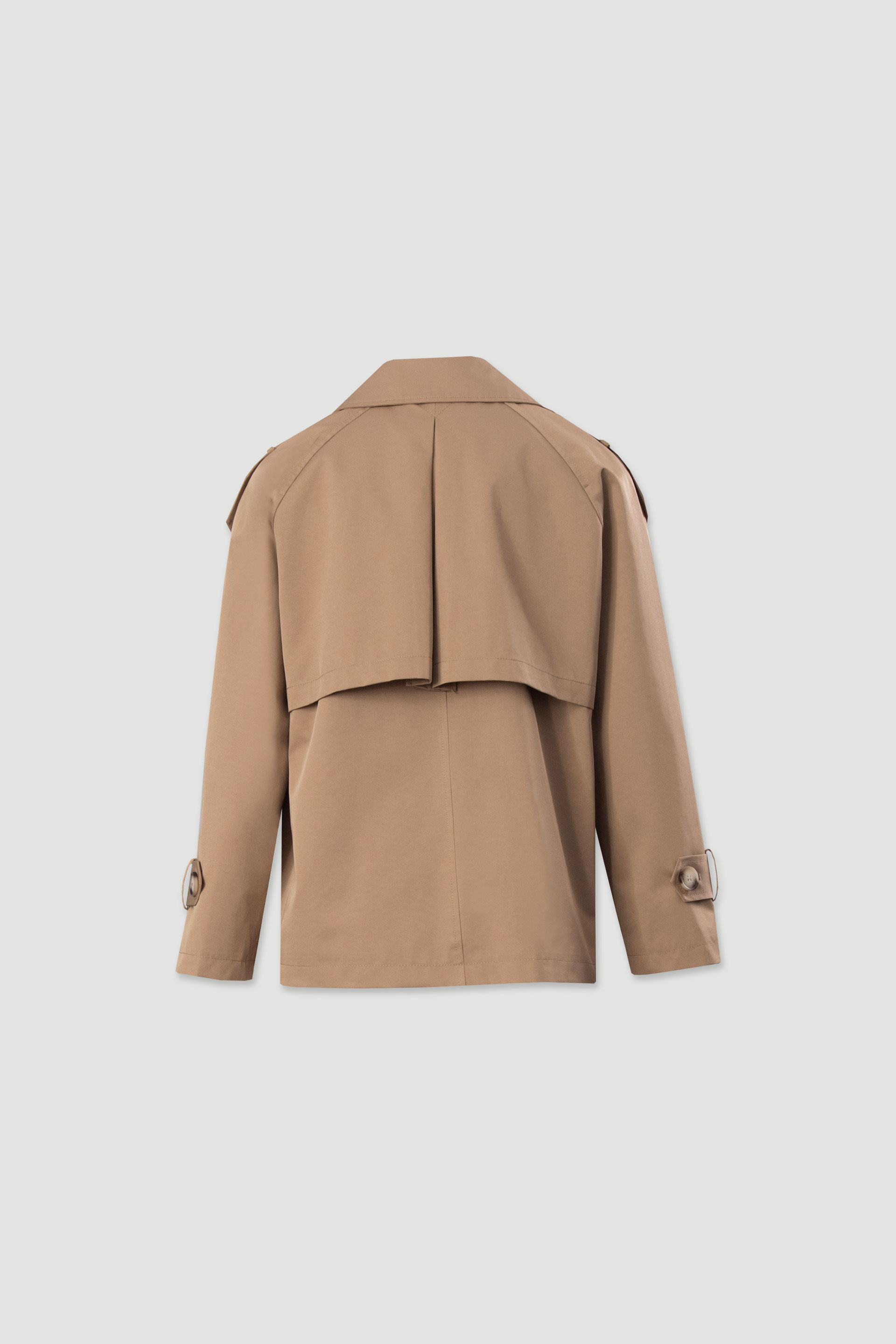 Gabardine curta em trespasse