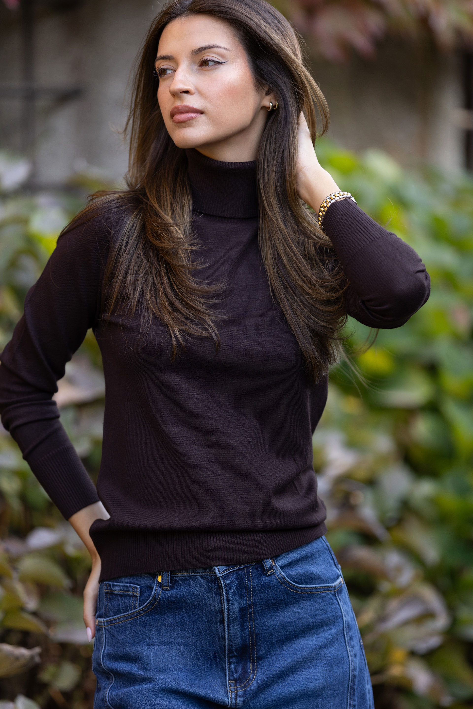 Camisola básica de gola alta