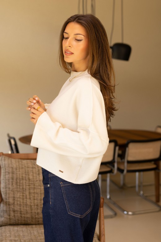 Pull court en maille avec dtail nervur