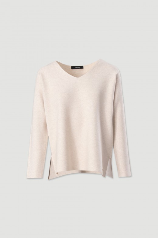 Knit sweater with v-neckline
