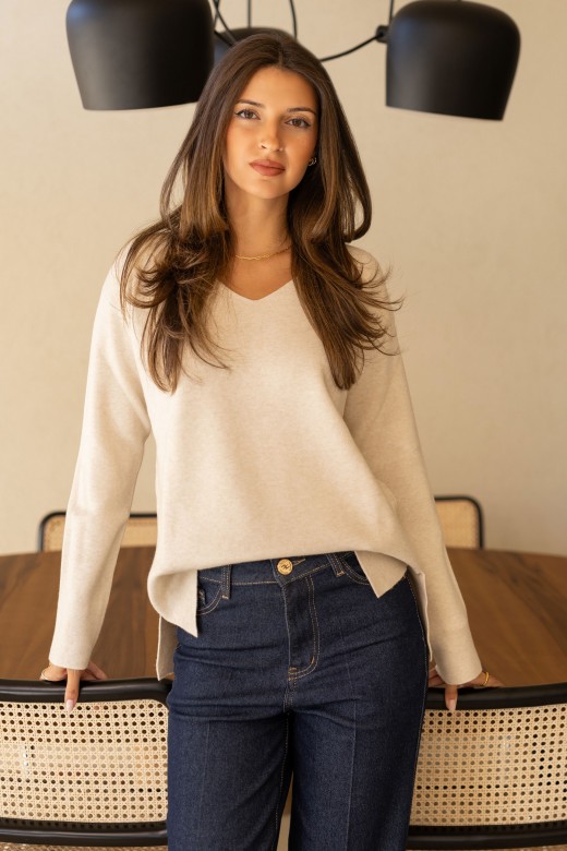 Knit sweater with v-neckline