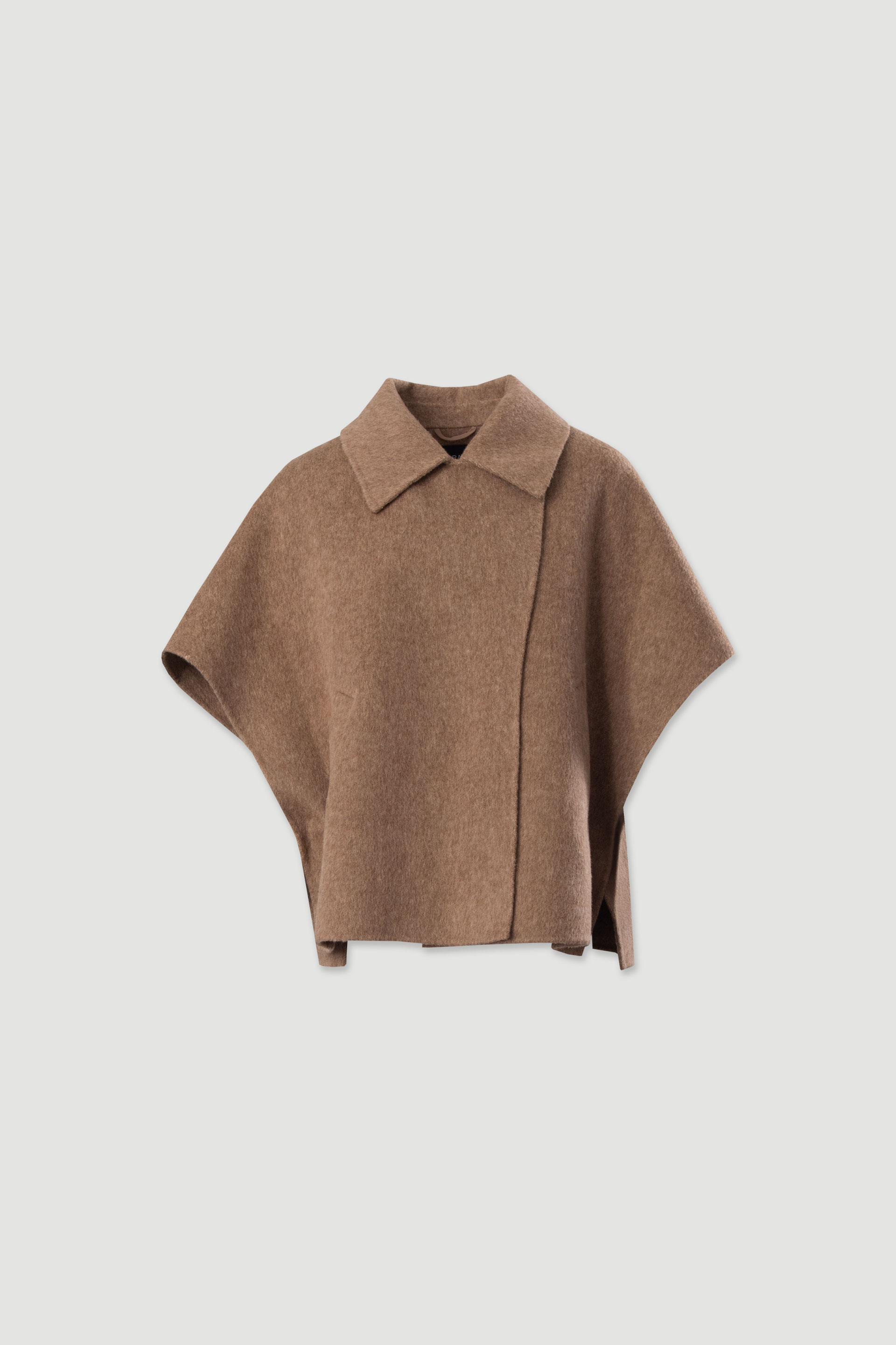 Wool cape with wide short sleeves