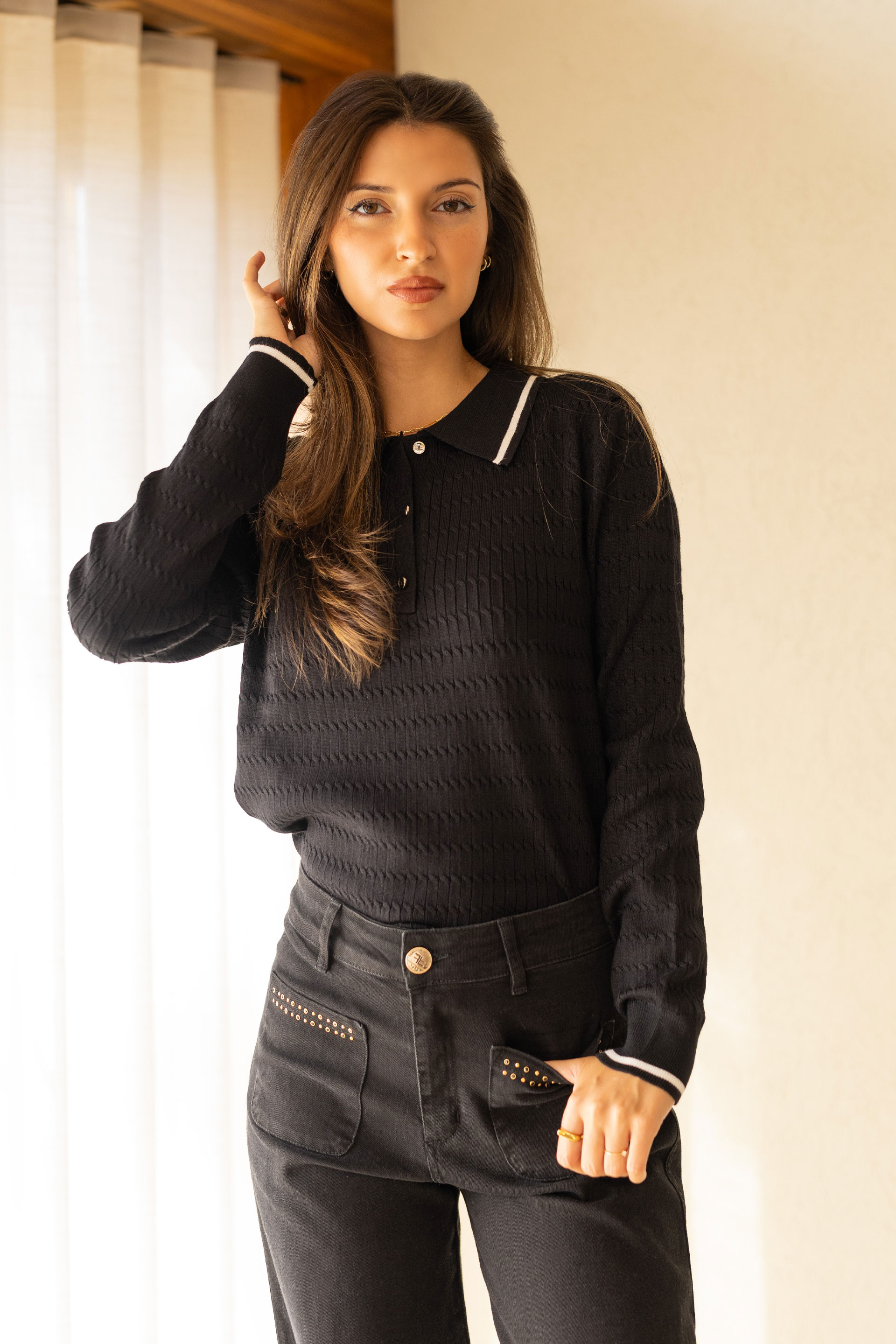 Polo en maille avec détail de rayure contrastante