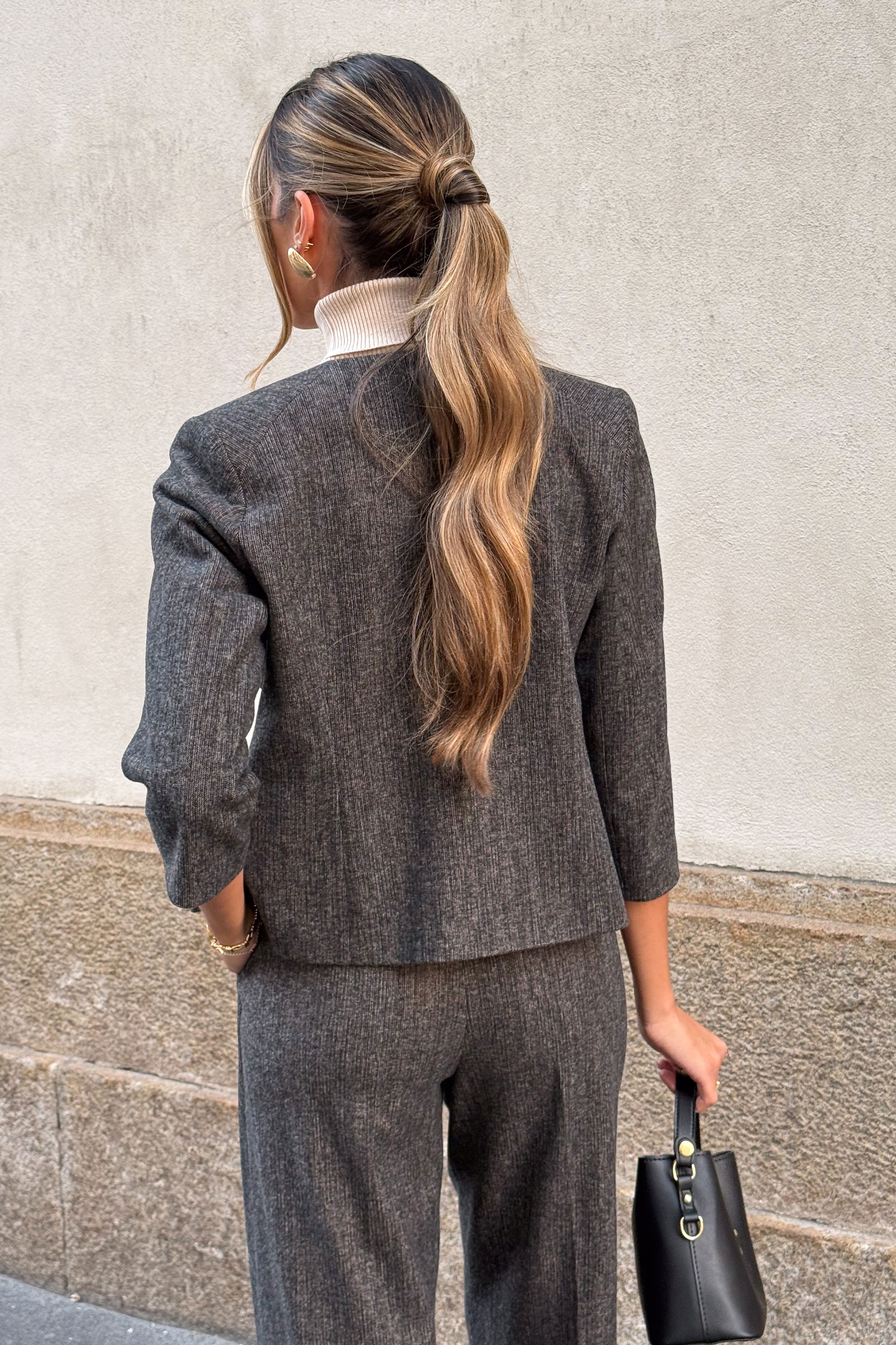 Chaqueta clásica corta estructurada