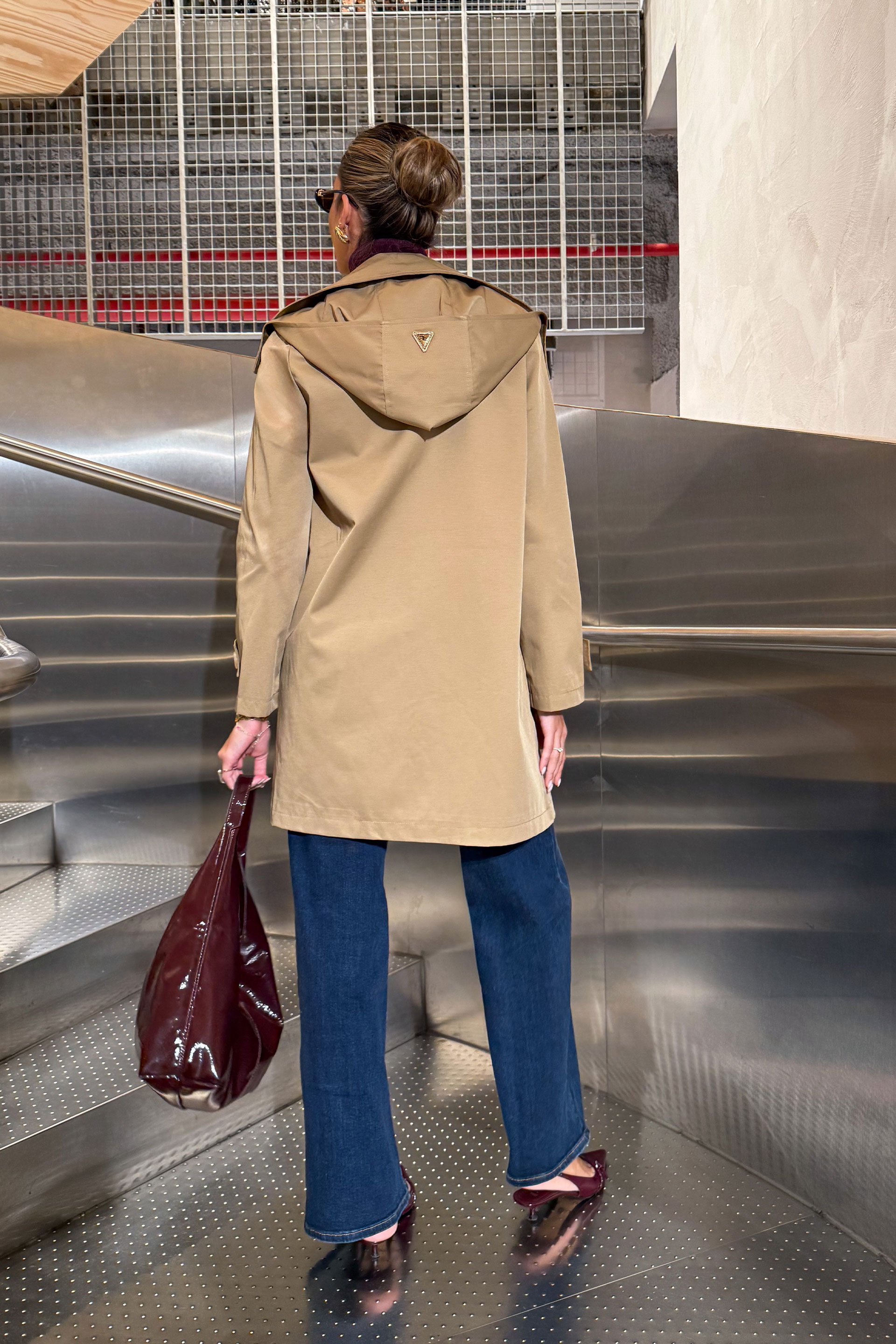 Parka com capuz removível