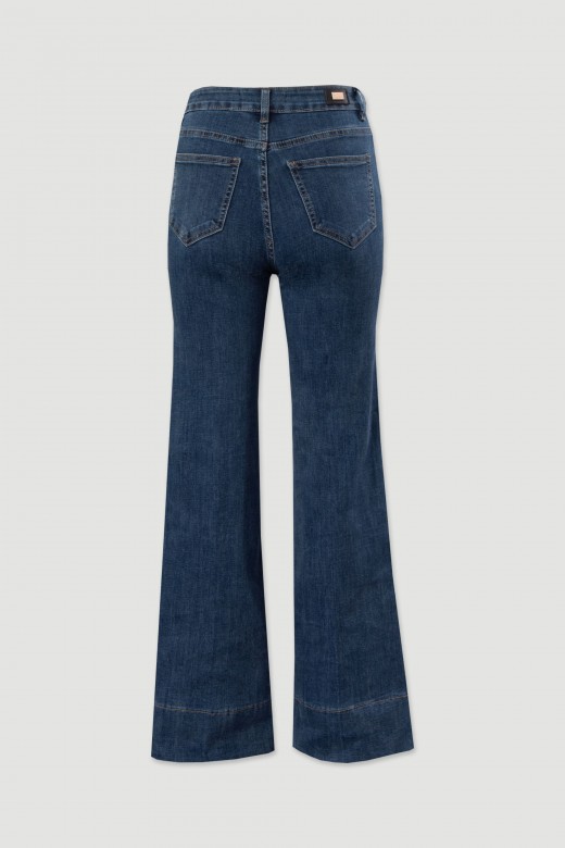 Jeans flare de cintura subida