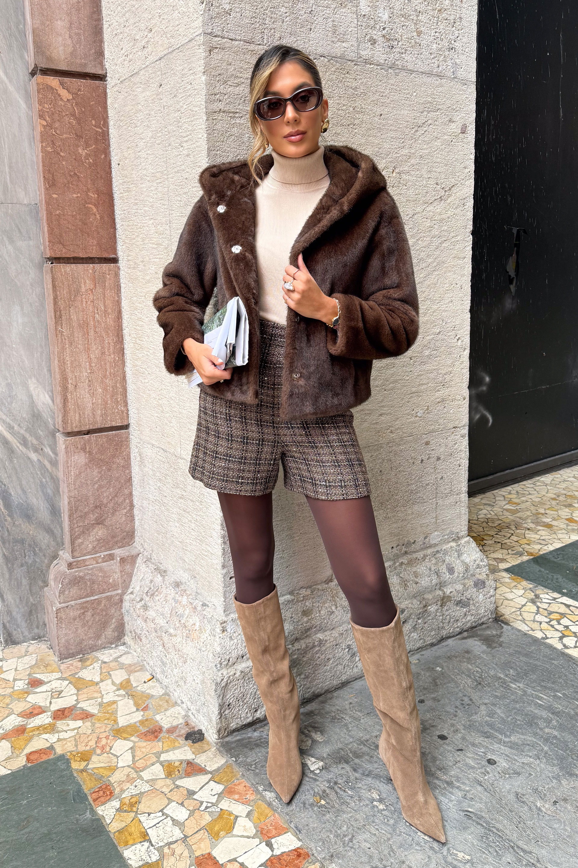 Tweed shorts with personalized buttons