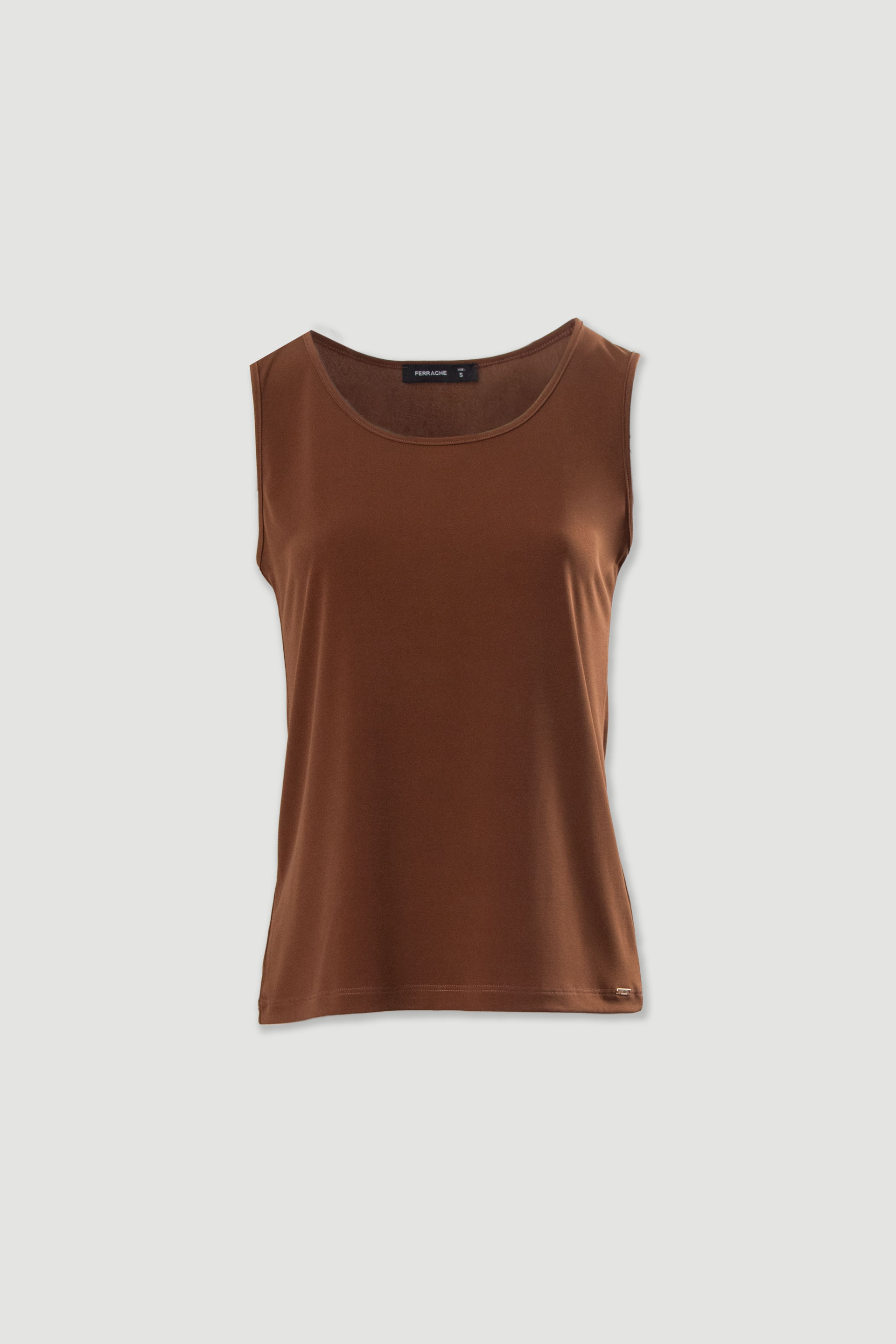 Top básico de punto con escote redondo