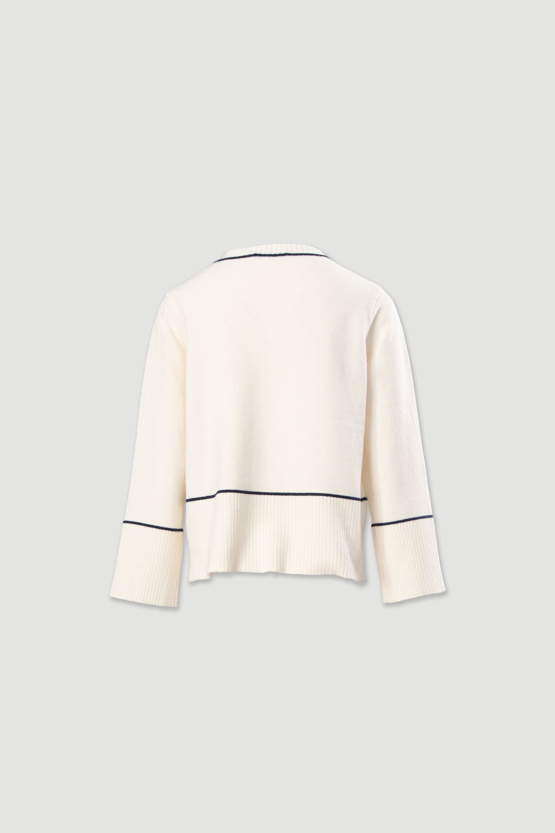 Camisola em malha com detalhe de riscas contrastantes