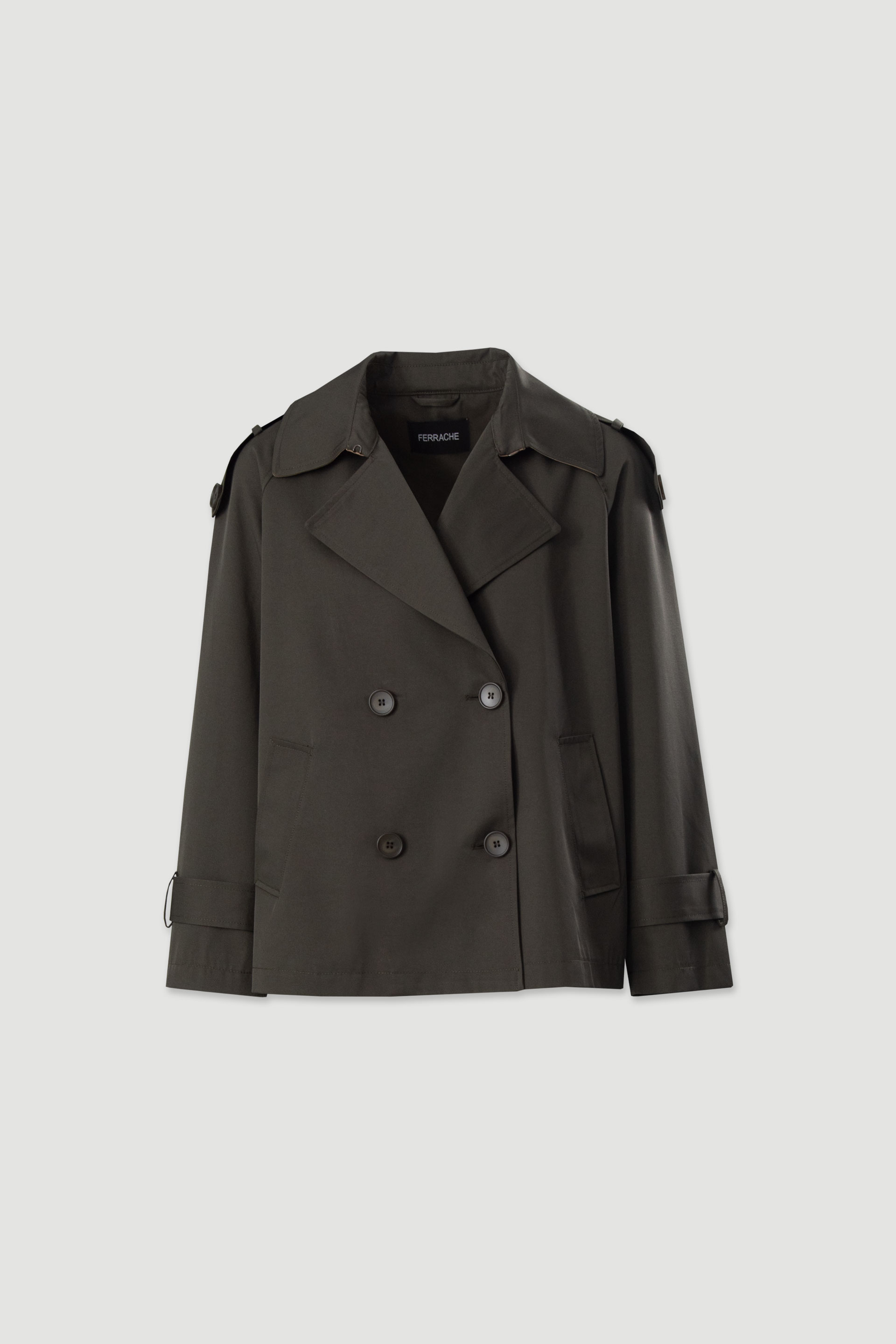 Gabardine curta em trespasse