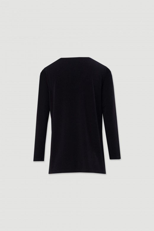 Knit tunic with v-neckline