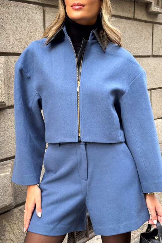 Short wool coat