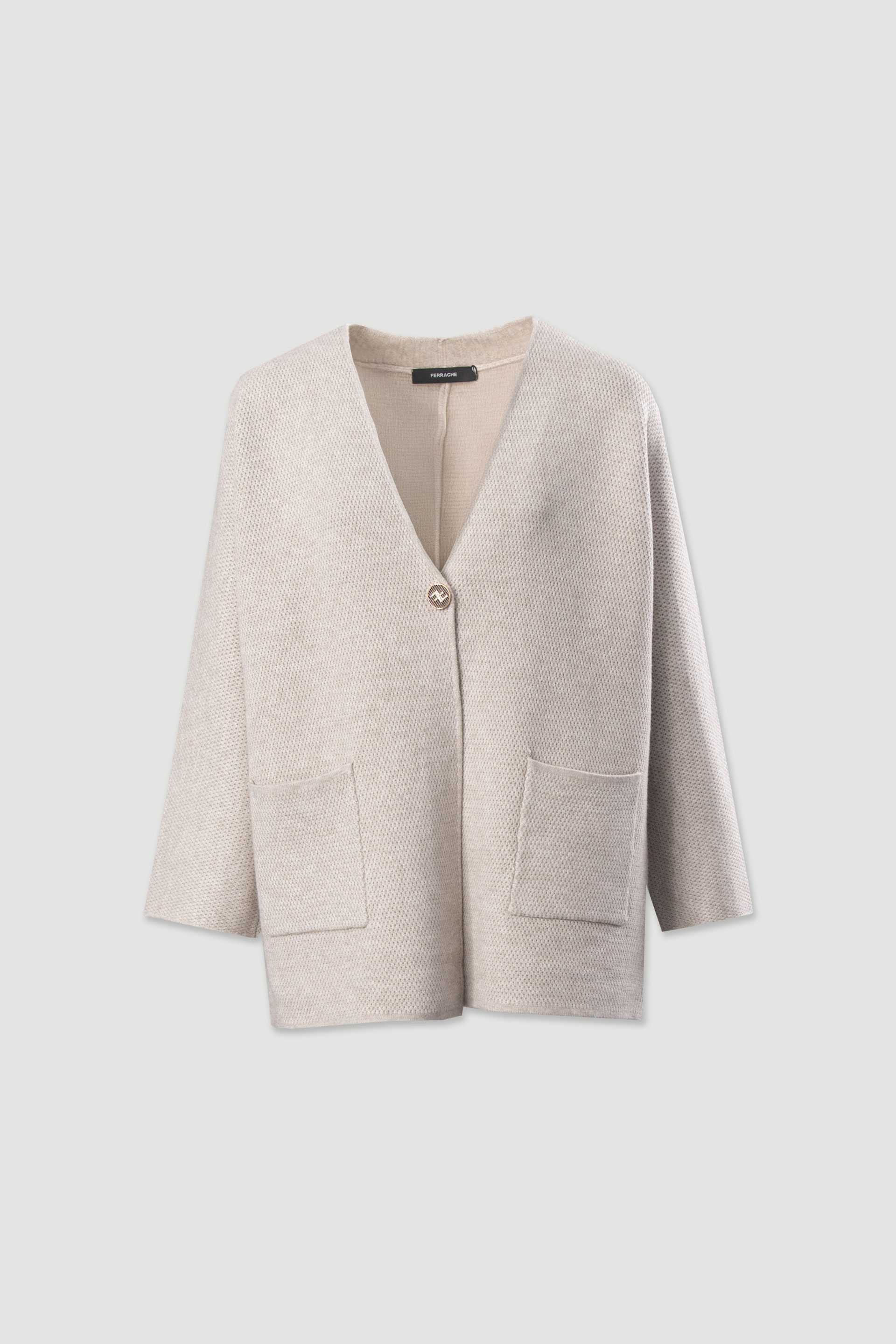 Casaco de malha com botão personalizado