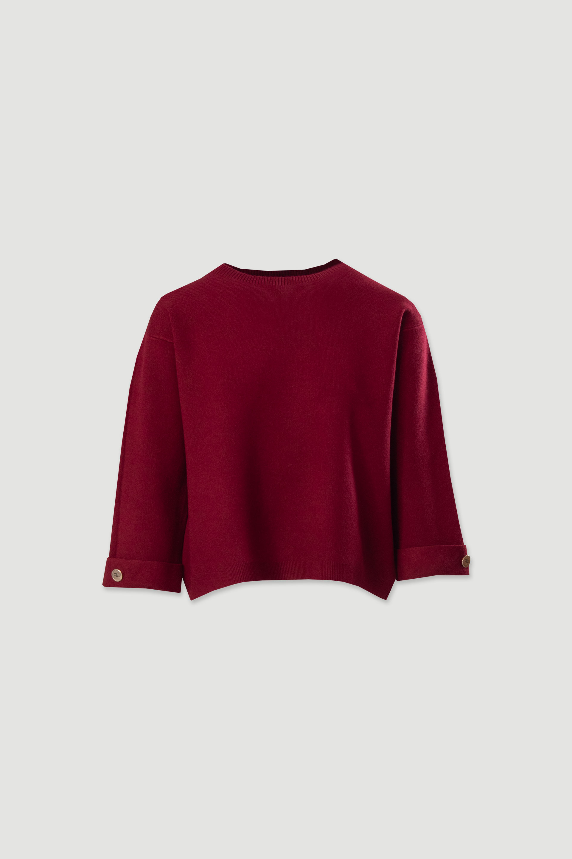 Knit sweater with 3/4 sleeves and button detail