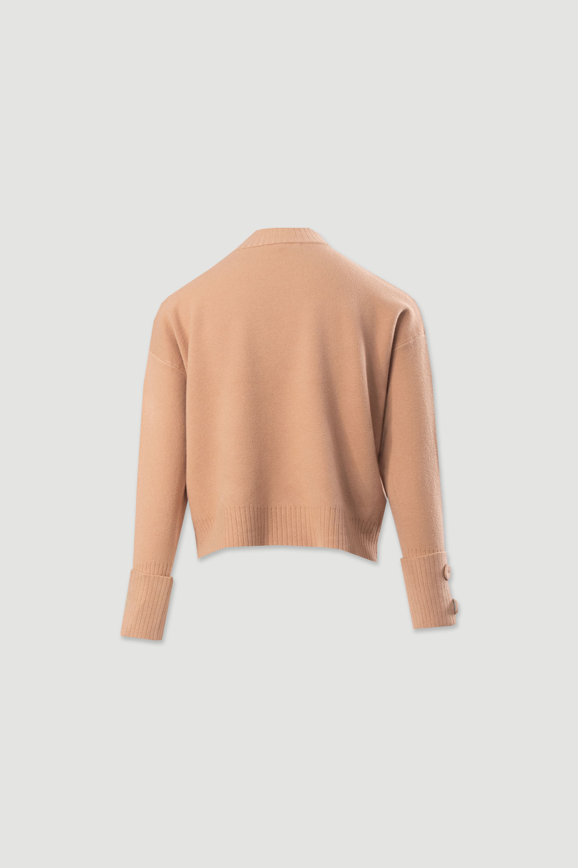 Camisola de malha com botões nos punhos