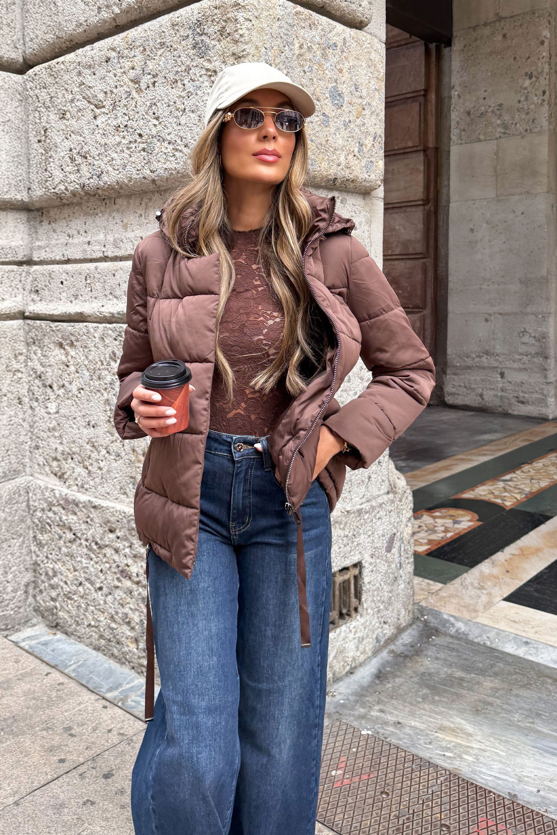 Parka acolchoada com capuz