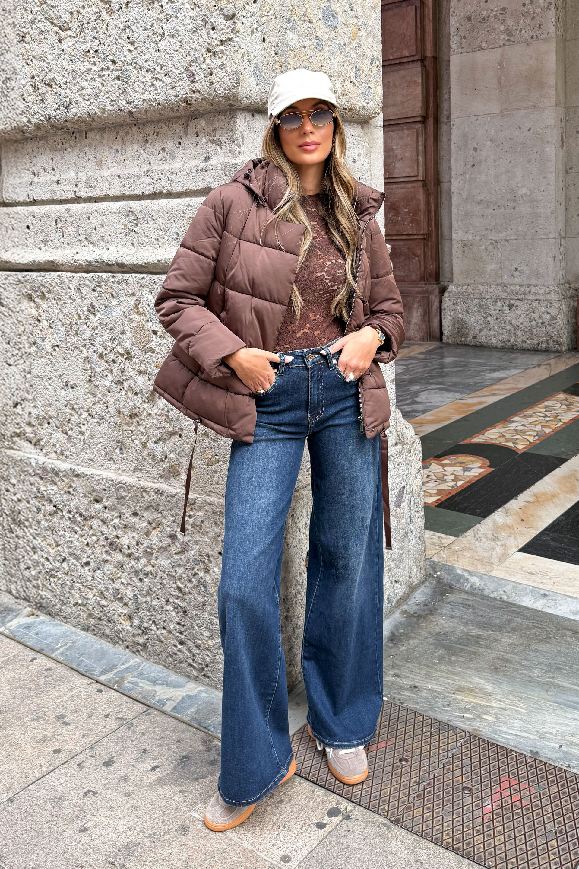 Parka acolchoada com capuz