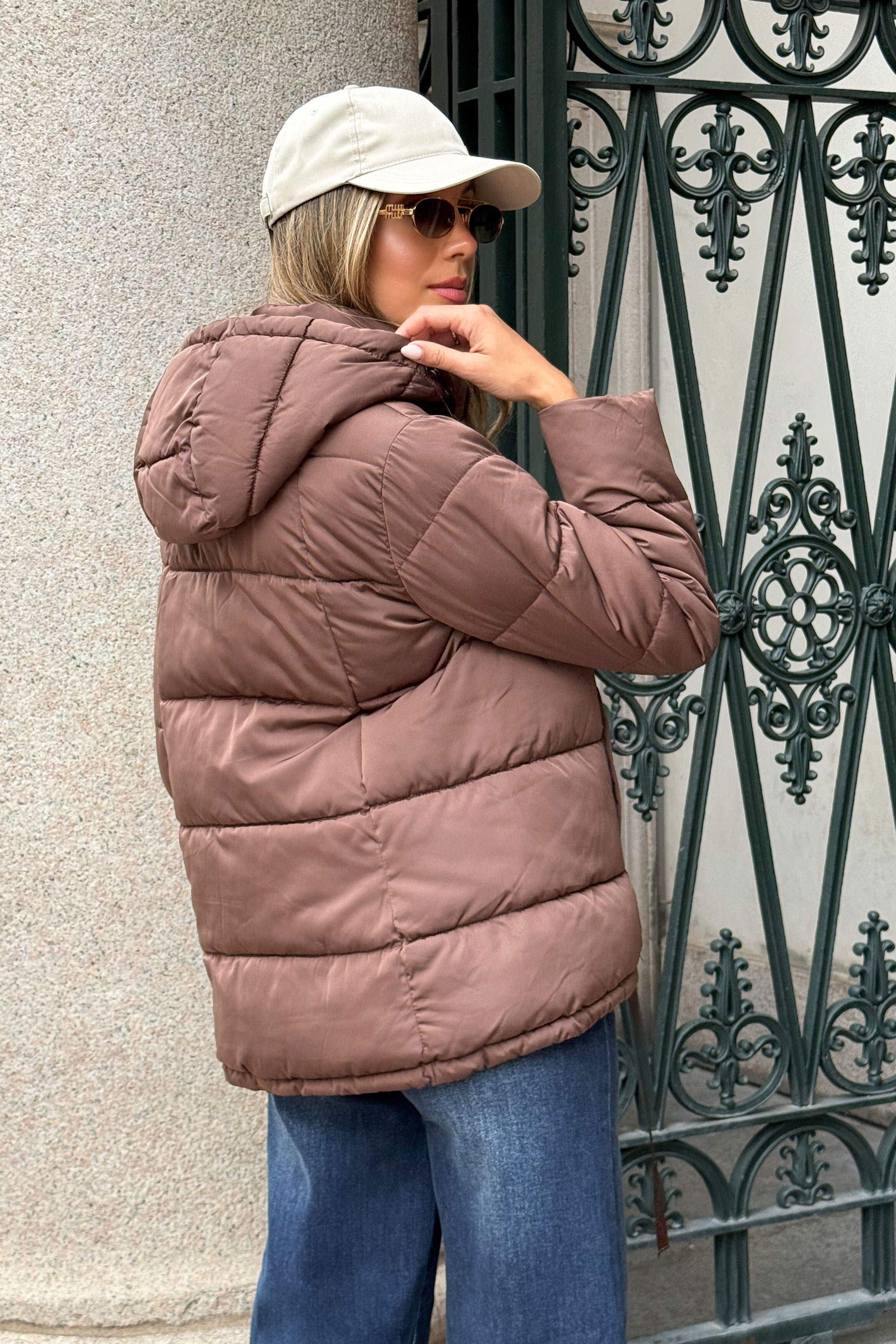 Parka acolchoada com capuz