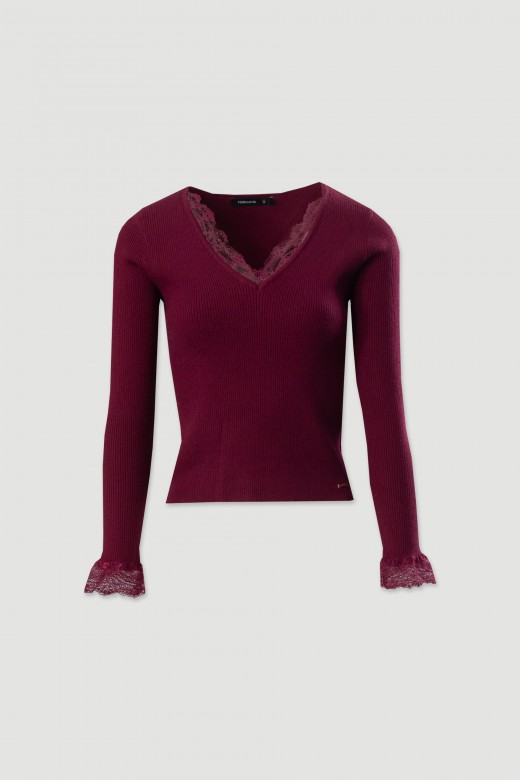 Camisola canelada com detalhe em renda