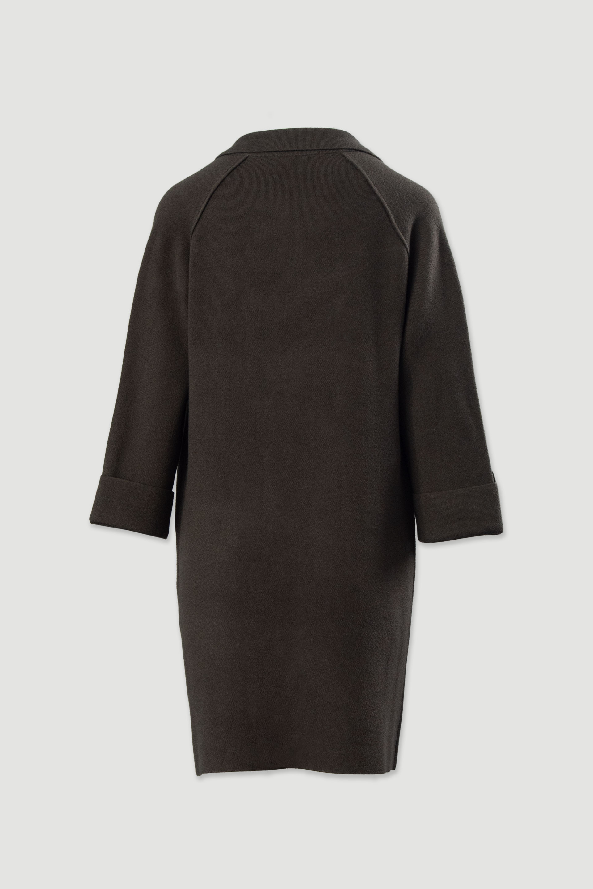 Abrigo largo de punto con bolsillos delanteros