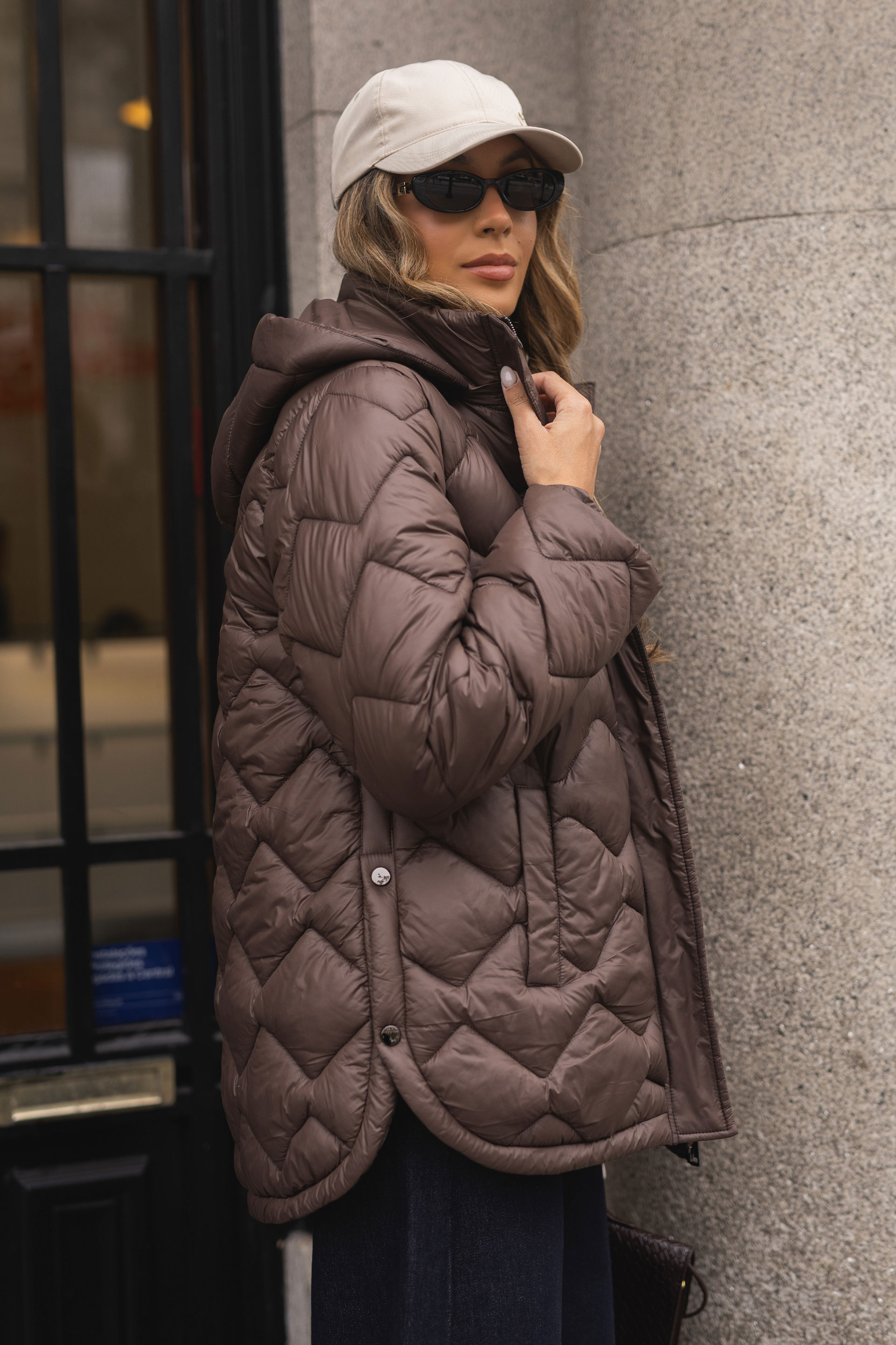 Parka acolchoada personalizada com capuz