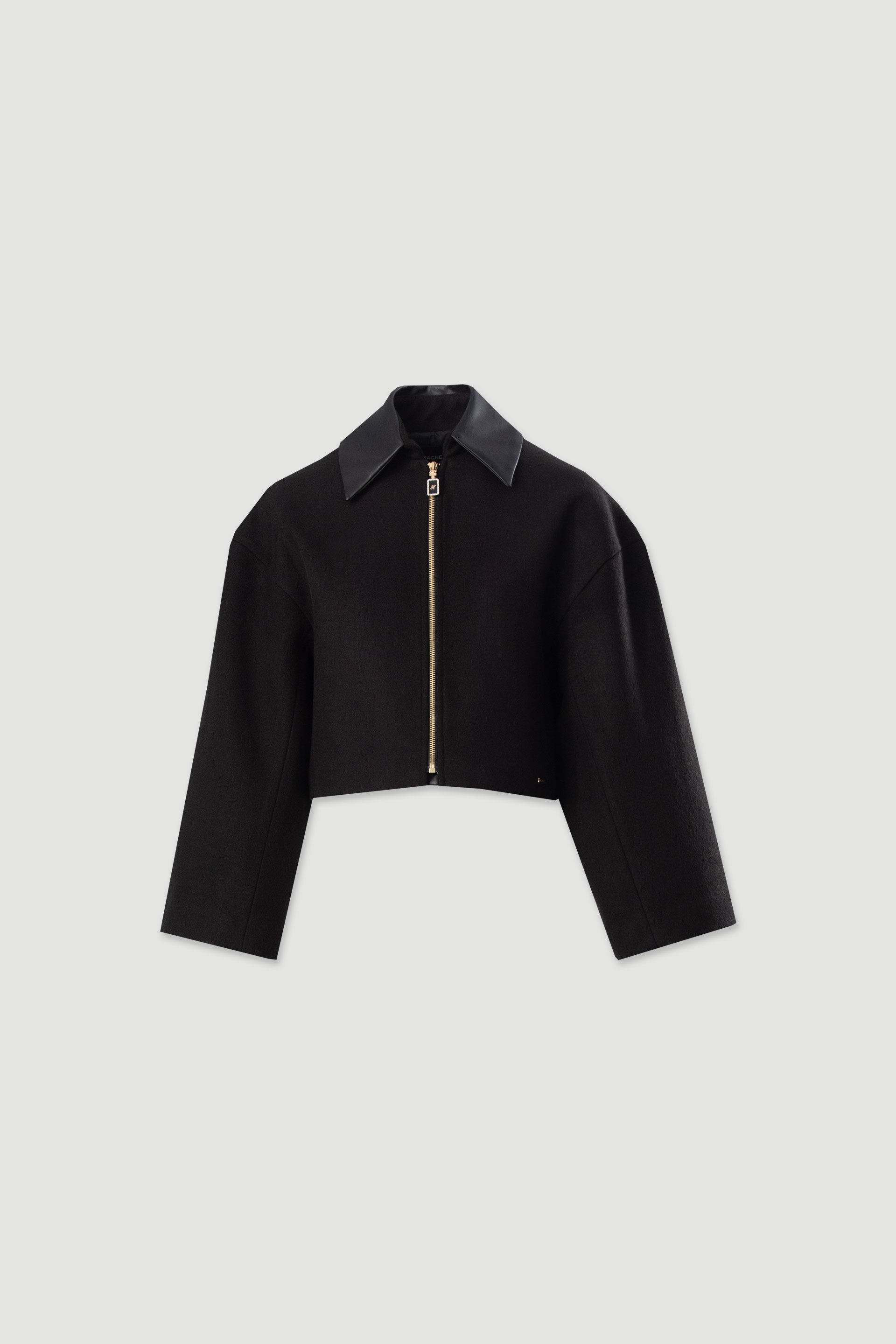 Casaco curto em fazenda