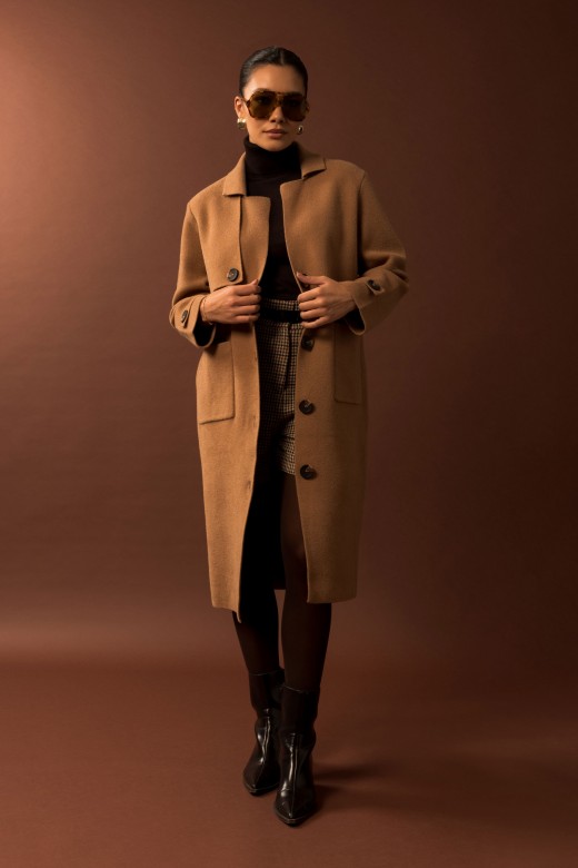 Manteau long en maille avec boutons Manteau long en maille avec boutons