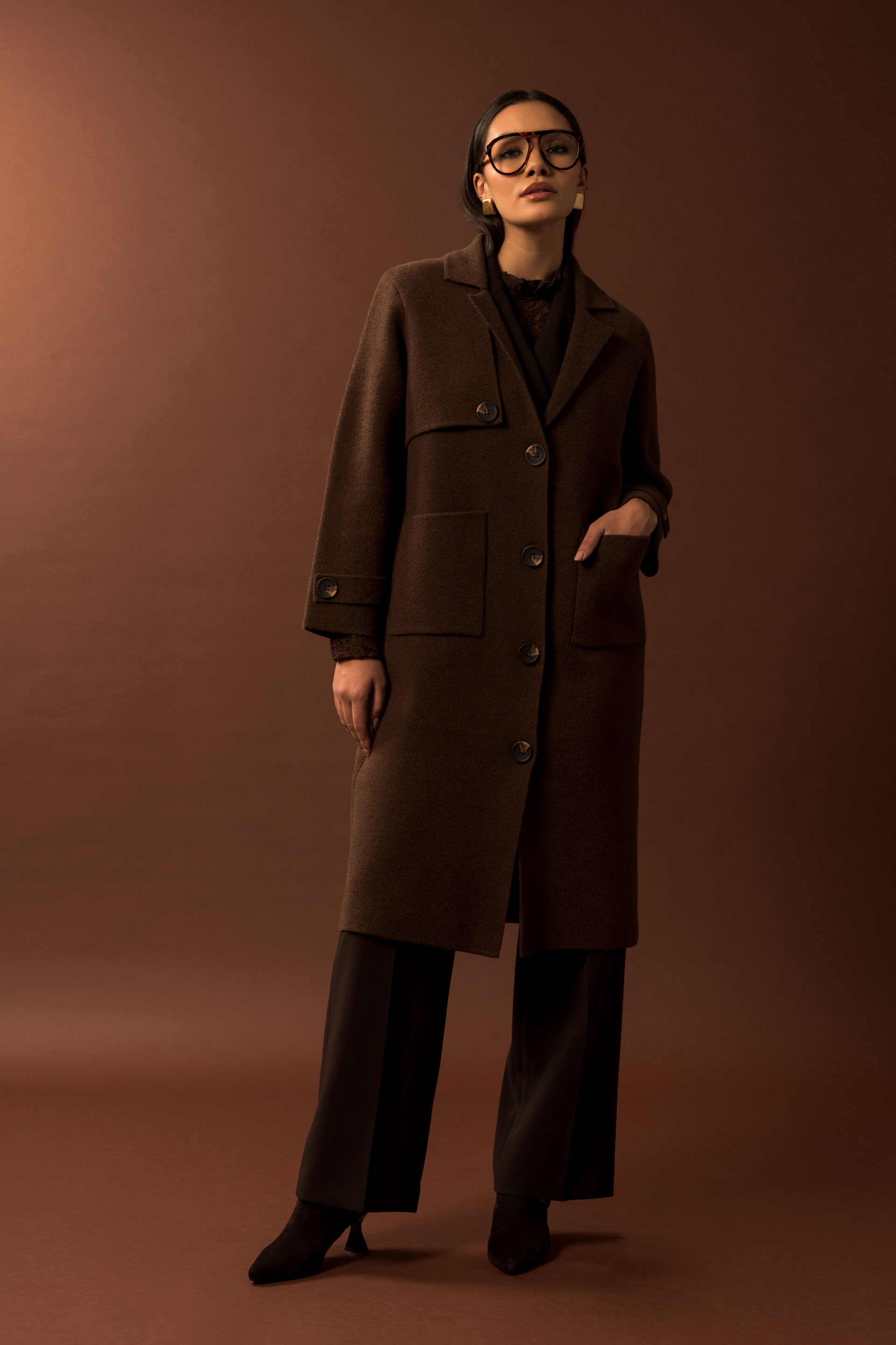 Casaco de malha comprido com botões