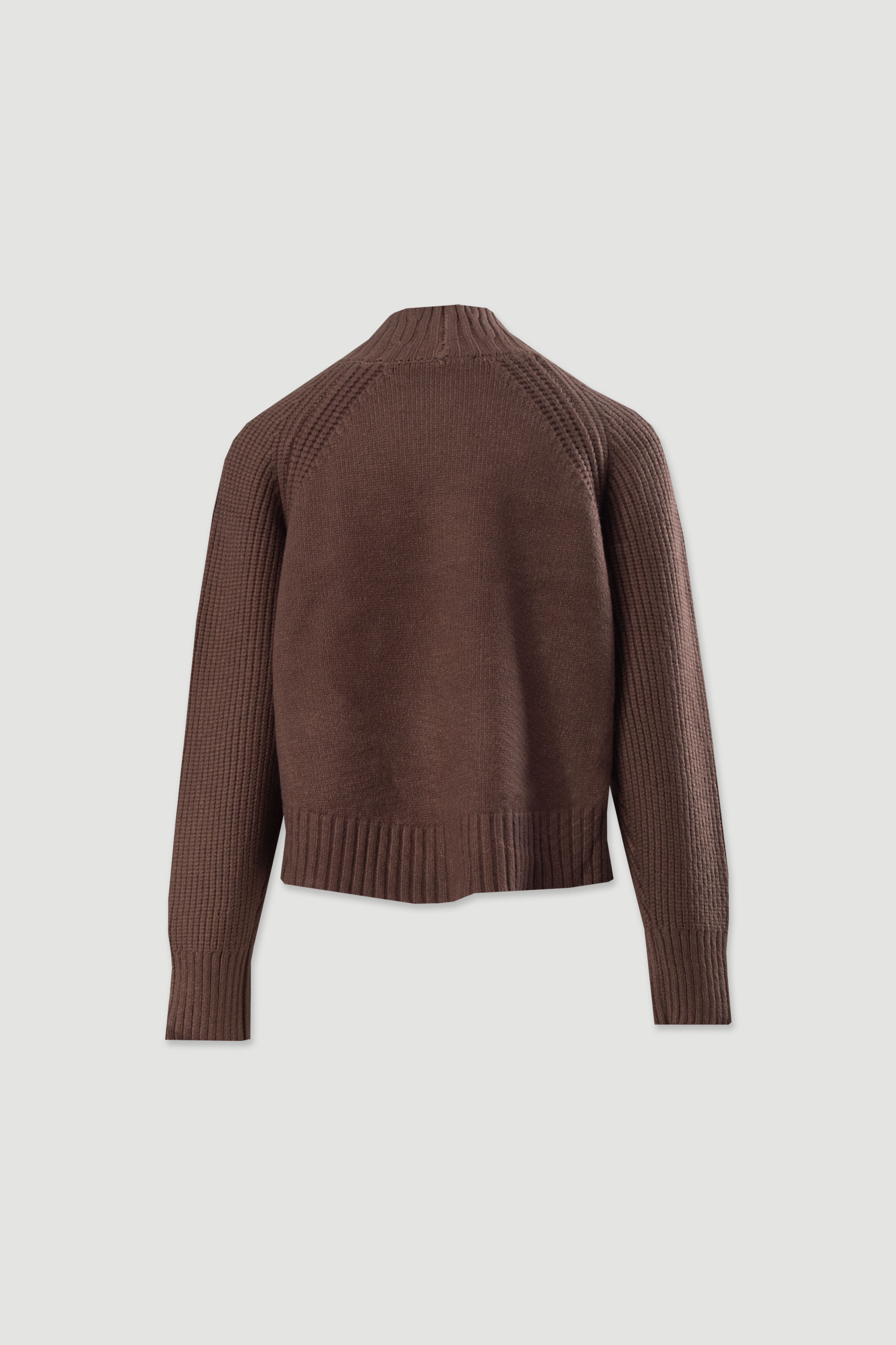 Camisola de malha canelada com gola alta