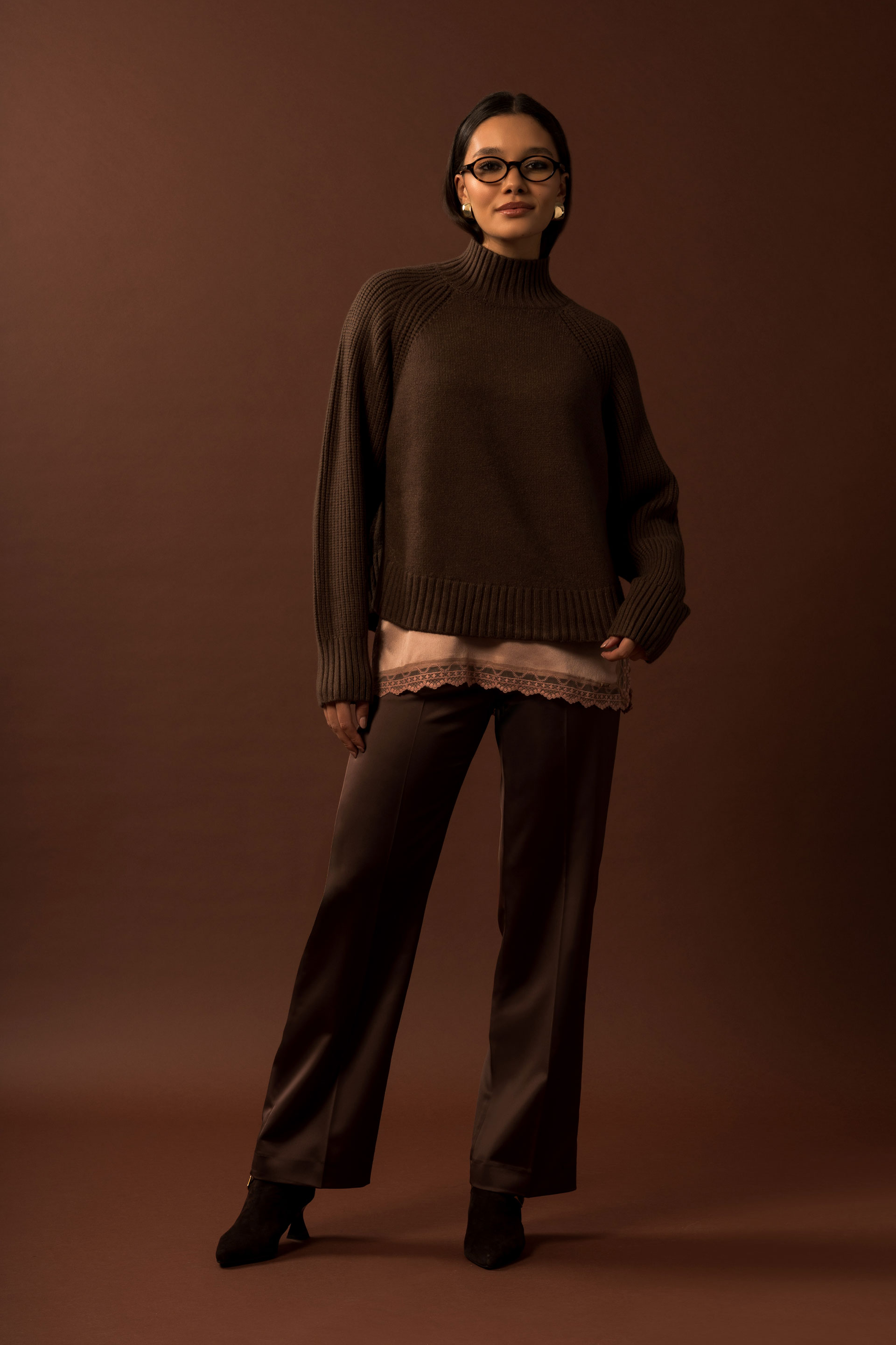 Camisola de malha canelada com gola alta